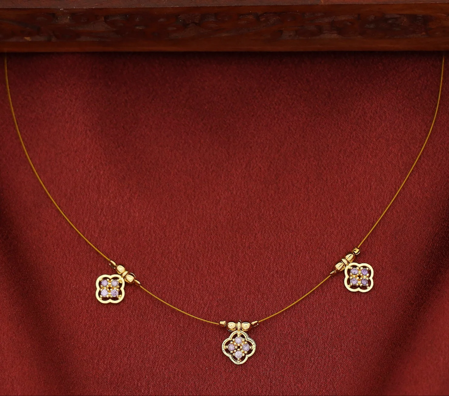 Viaansha Tri Flower String Neckpiece - Image 3