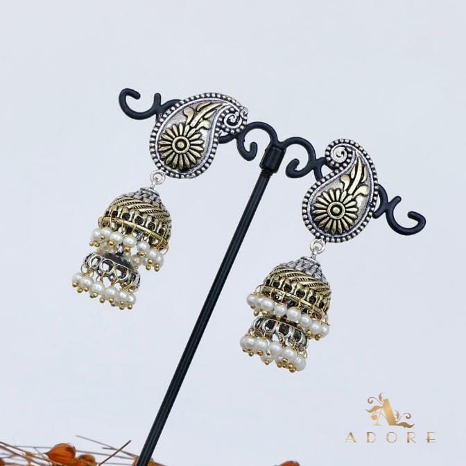 Vidula Jhumka Earring - Image 2