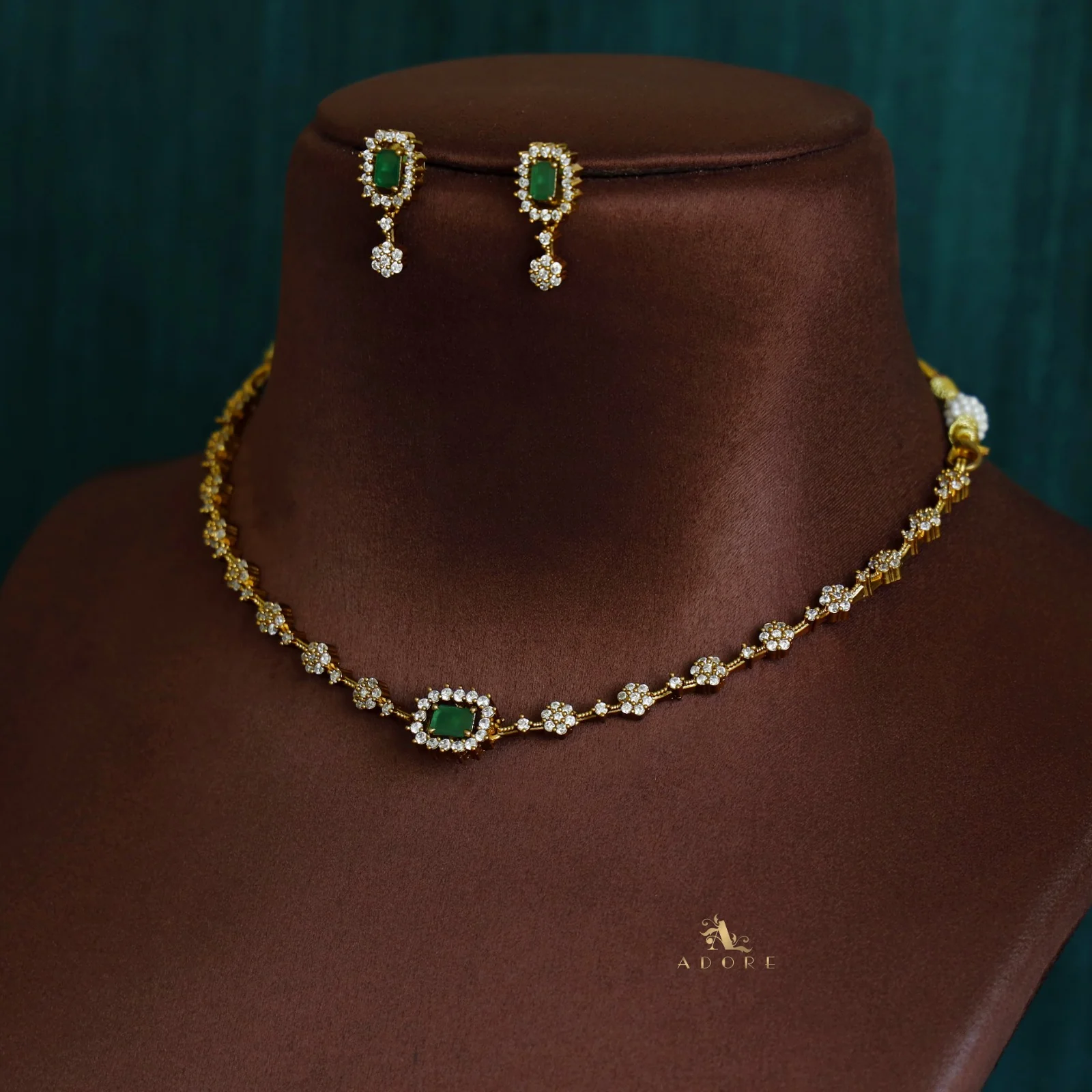 Vidurya Interchangeable Short AD Neckpiece With Earring - Image 2