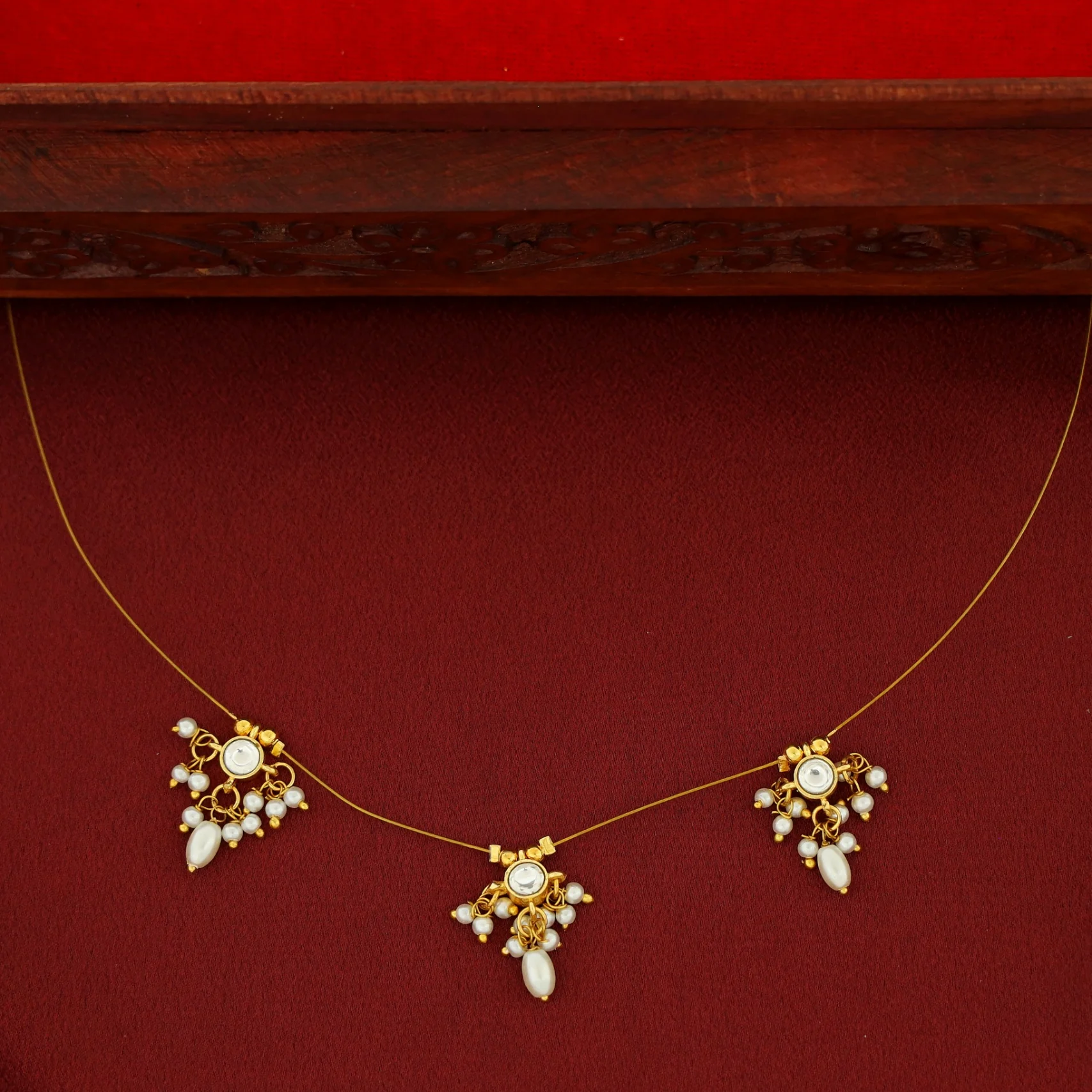 Vihara 3 Mini Circle Glossy Stone Pearl String Neckpiece - Image 6