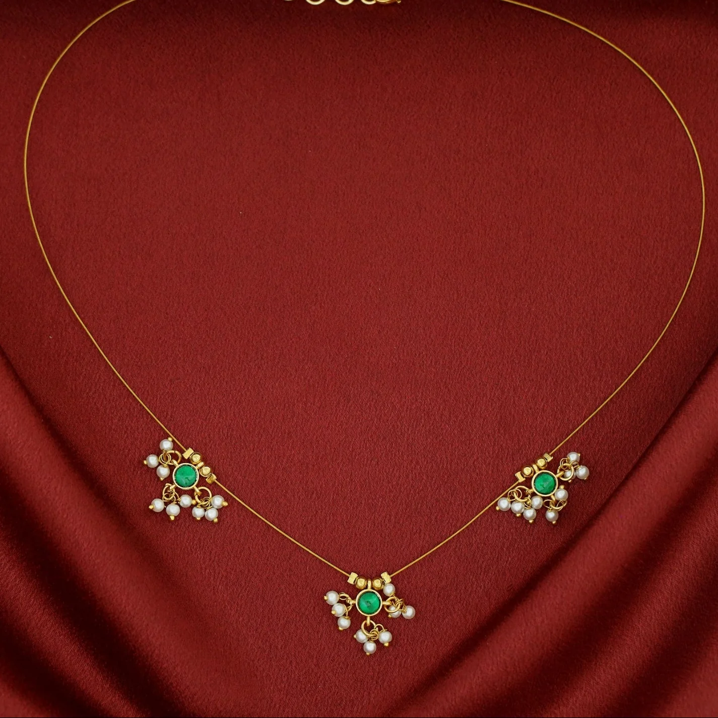 Vihara 3 Mini Circle Glossy Stone Pearl String Neckpiece - Image 7
