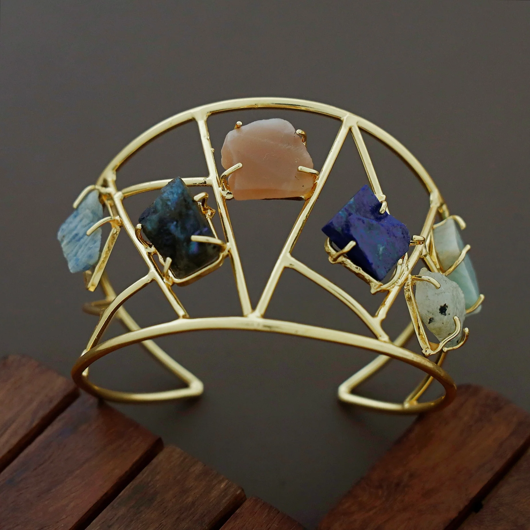 Hailin Dyed + Raw Stone Bangle - Image 5