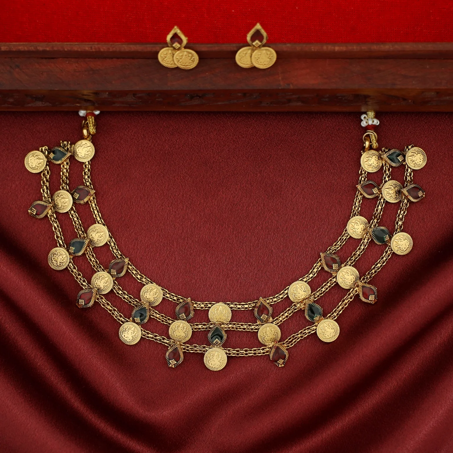 Viransha 3 Layer Kashi Palakka Choker With Earring - Image 2