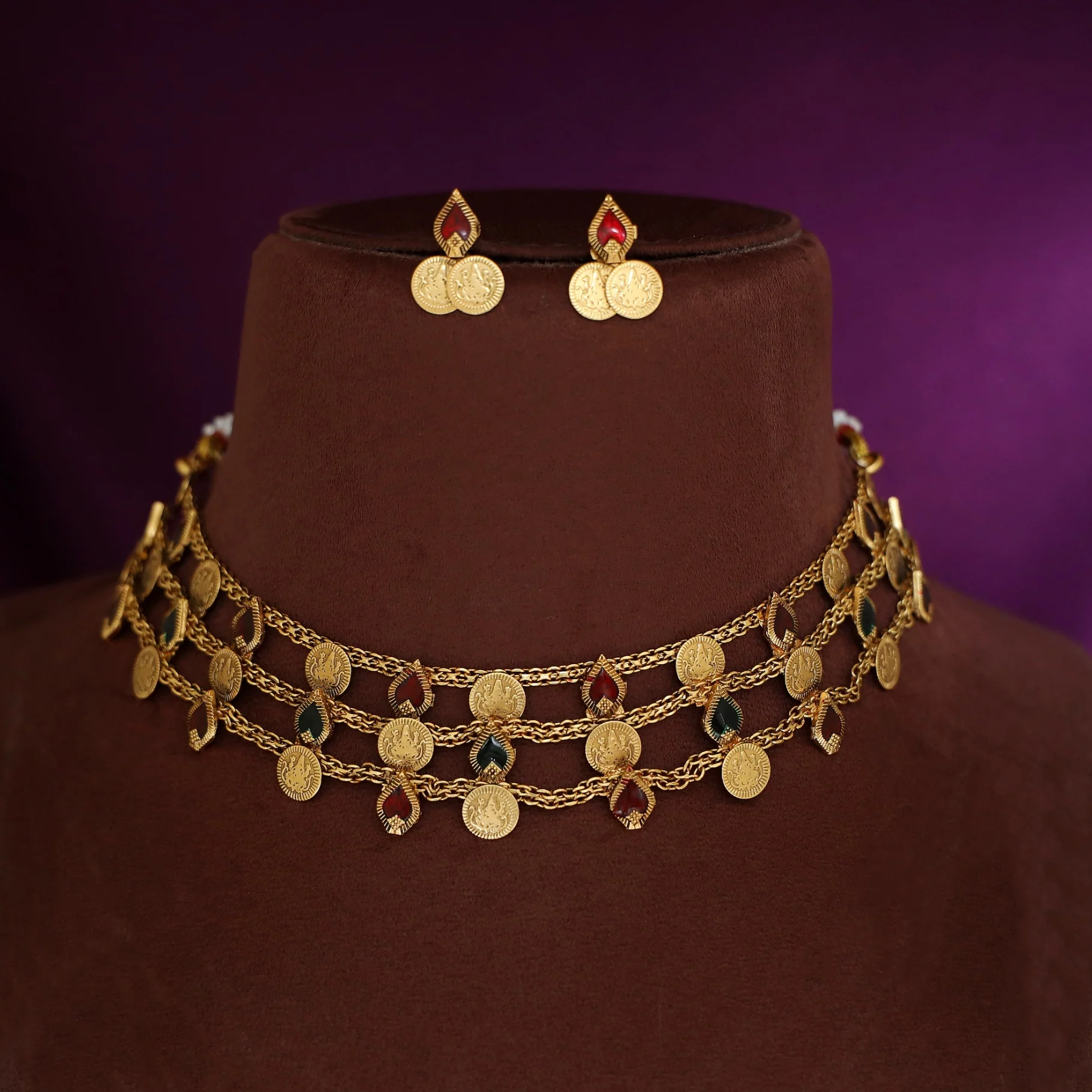 Viransha 3 Layer Kashi Palakka Choker With Earring - Image 5