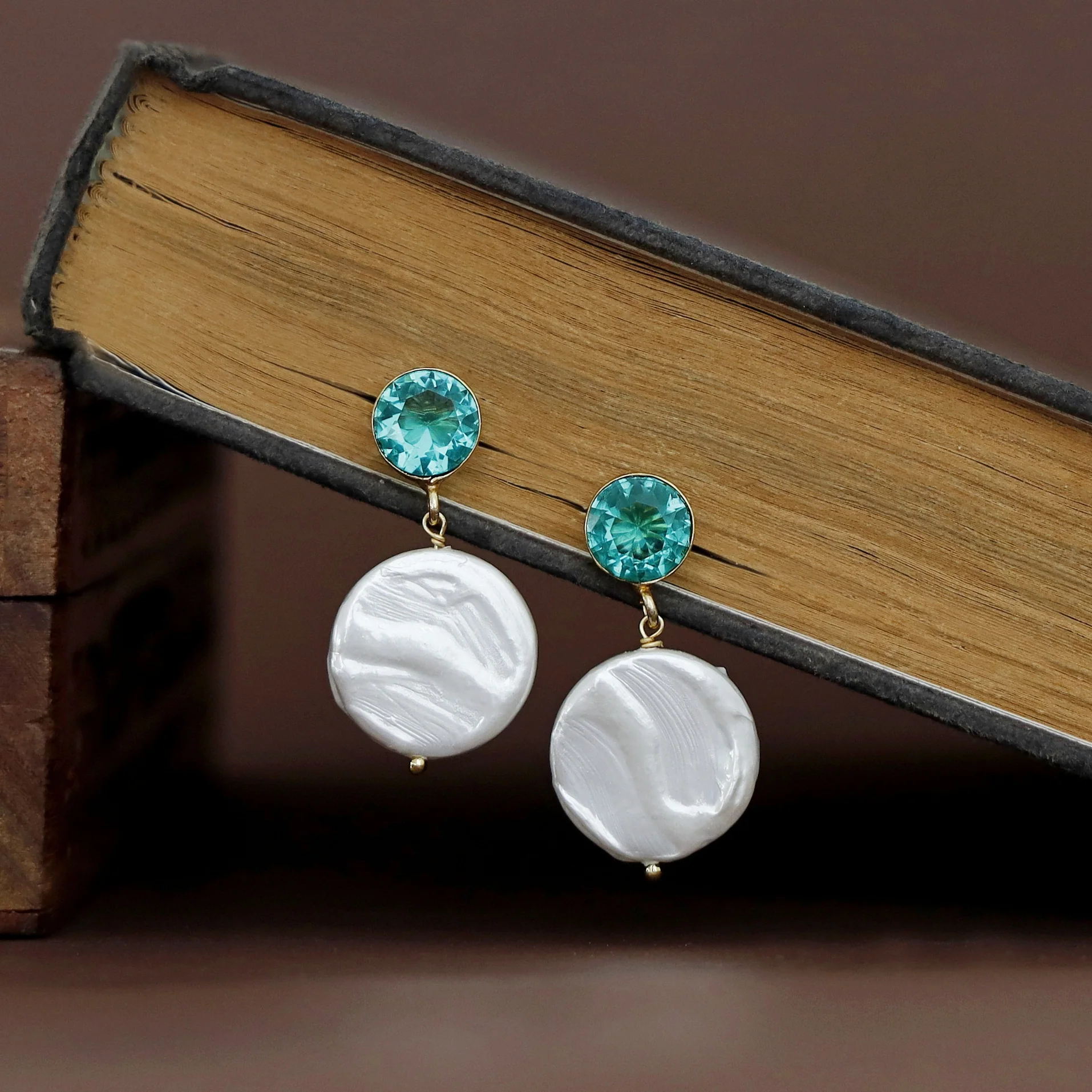 Wilma Golden Glossy Stone + Baroque Earring - Image 18