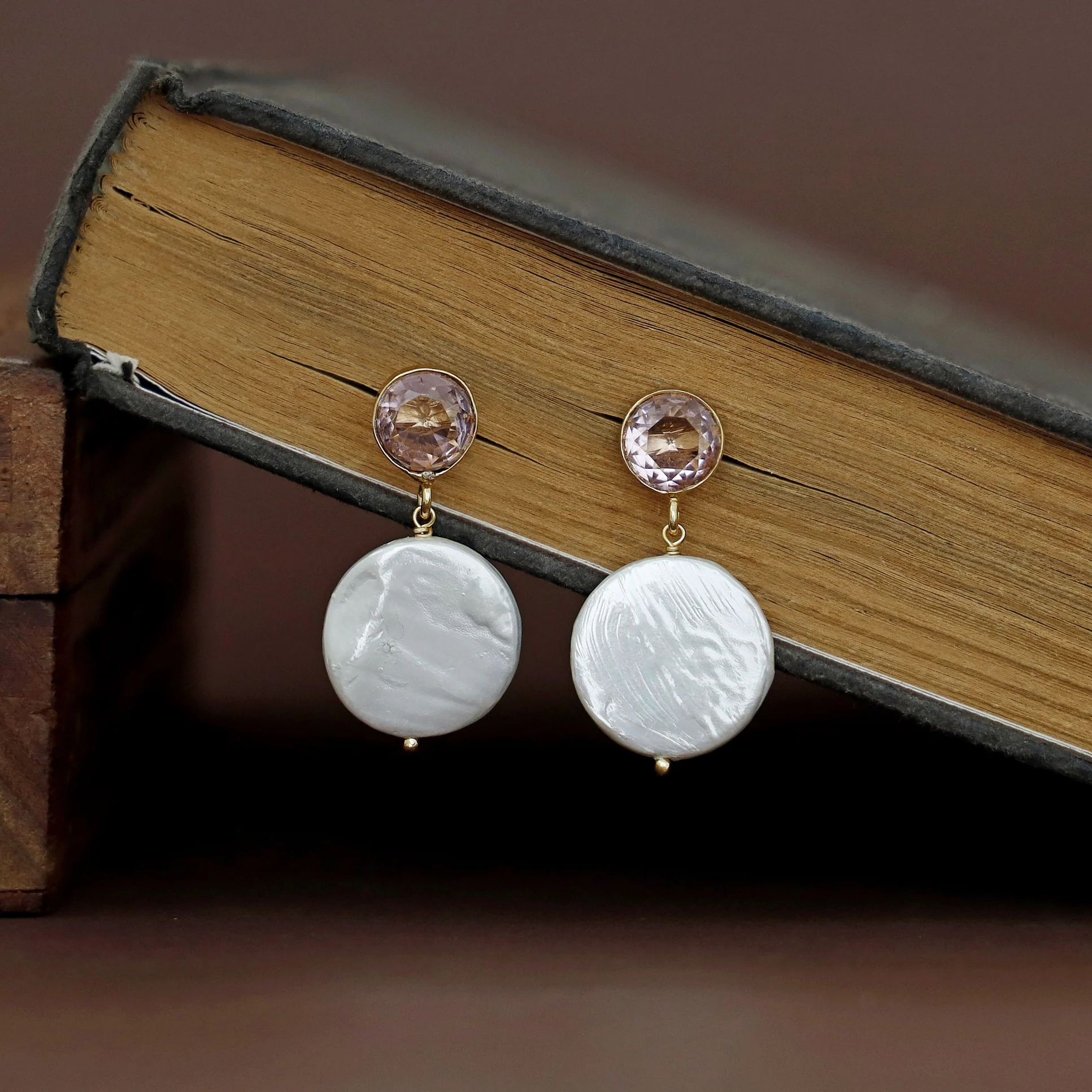 Wilma Golden Glossy Stone + Baroque Earring - Image 20