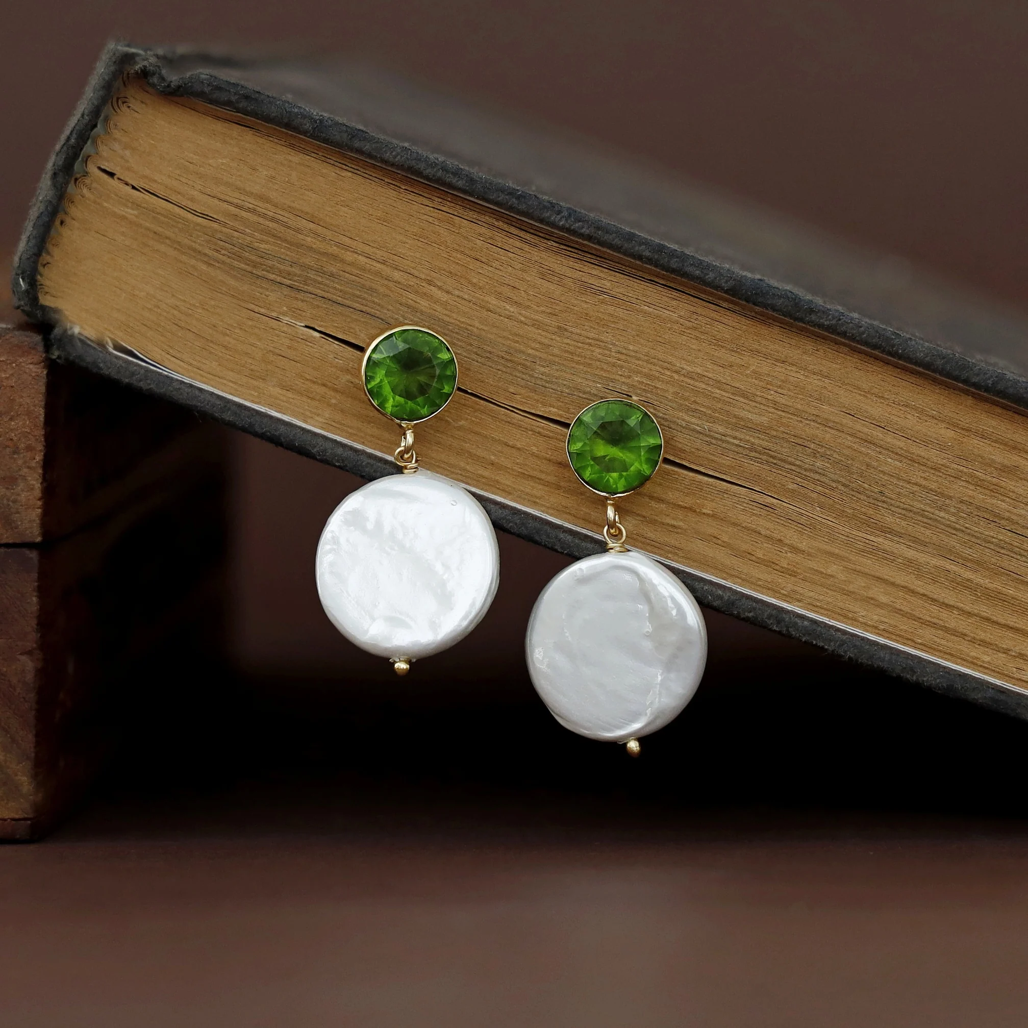 Wilma Golden Glossy Stone + Baroque Earring - Image 5