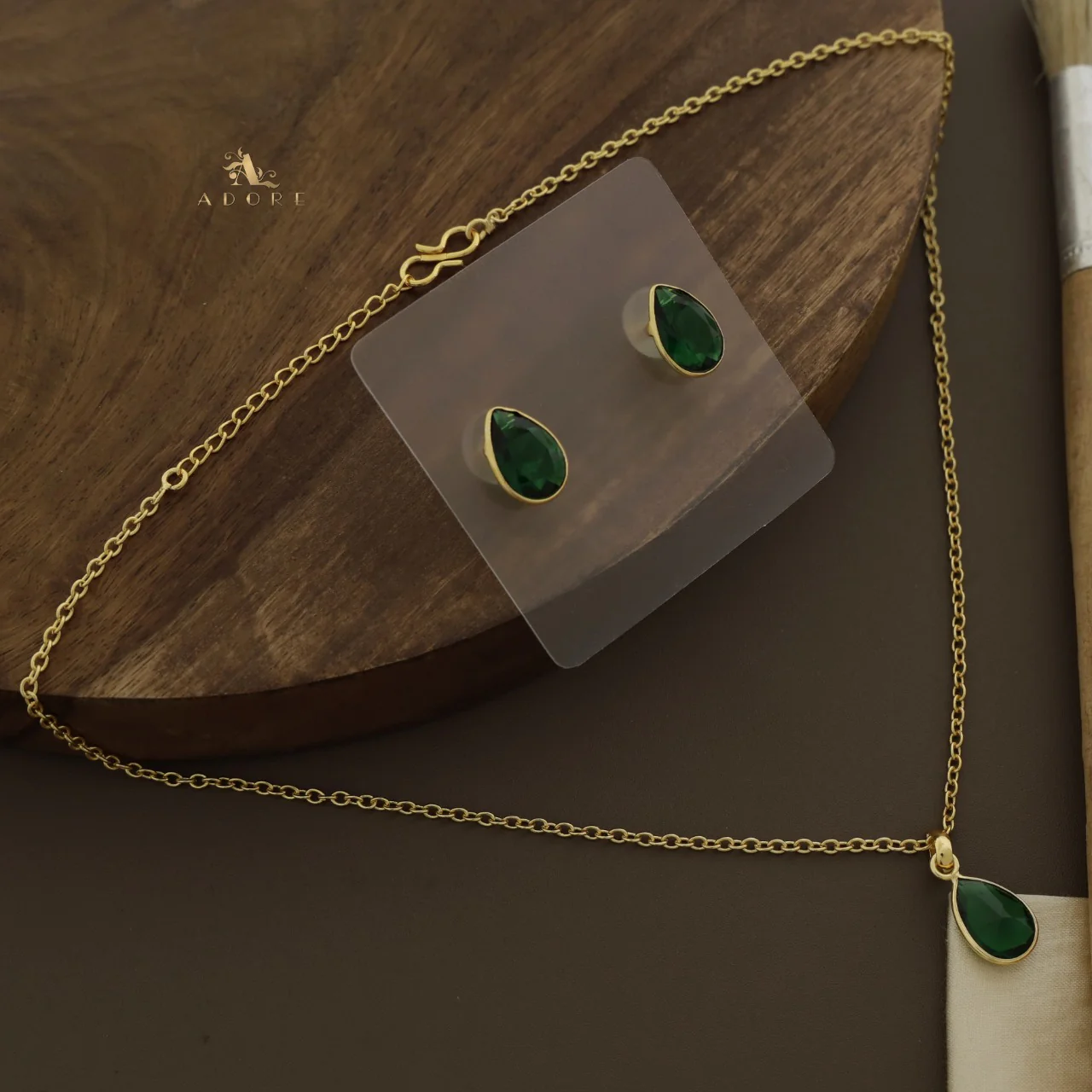 Seira Glossy Drop Neckpiece With Stud - Image 14