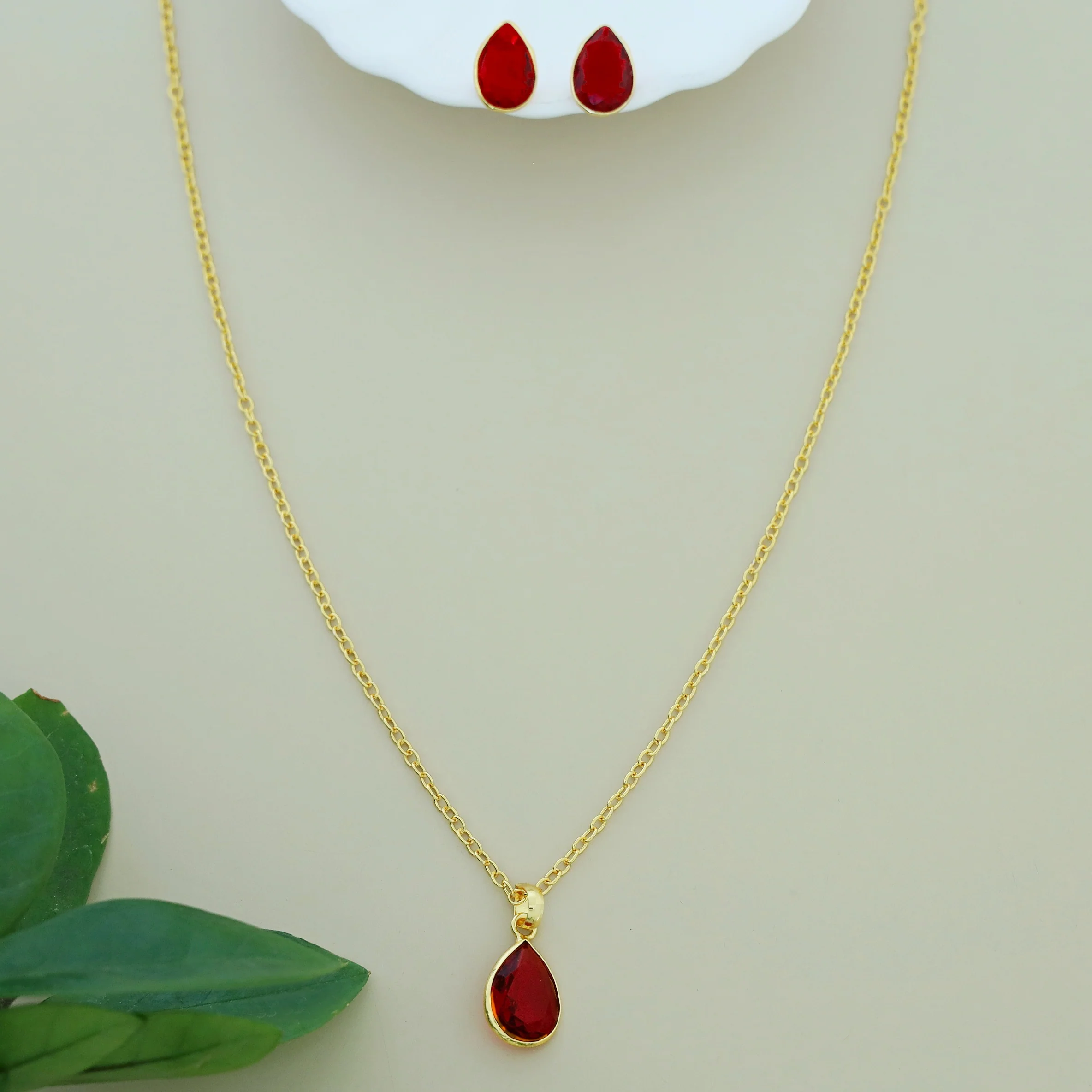 Seira Glossy Drop Neckpiece With Stud - Image 2