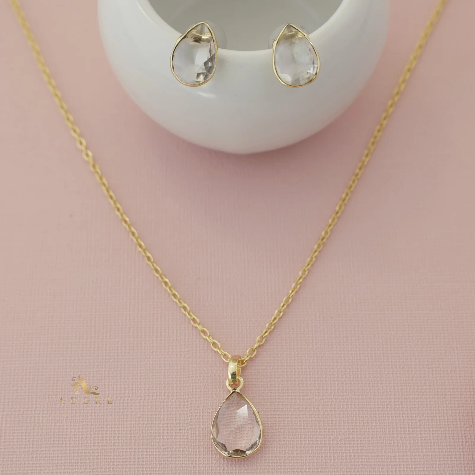 Seira Glossy Drop Neckpiece With Stud - Image 6