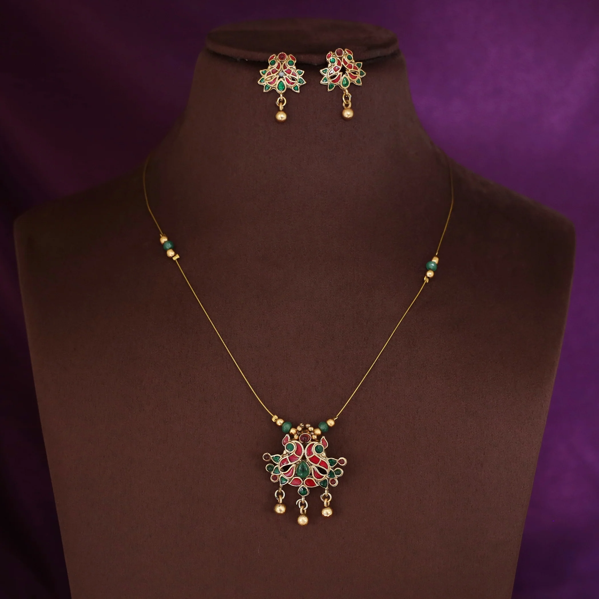 Yamini Mayura Enamel String Neckpiece with Stud - Image 3