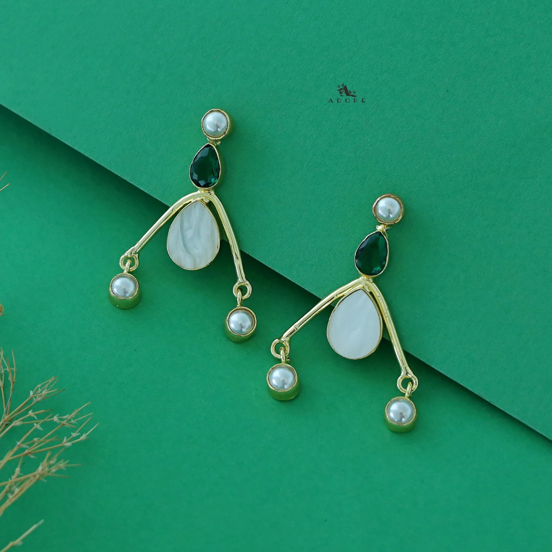 Yardley Golden Pearl + Glossy Stone + MOP Earring - Image 4
