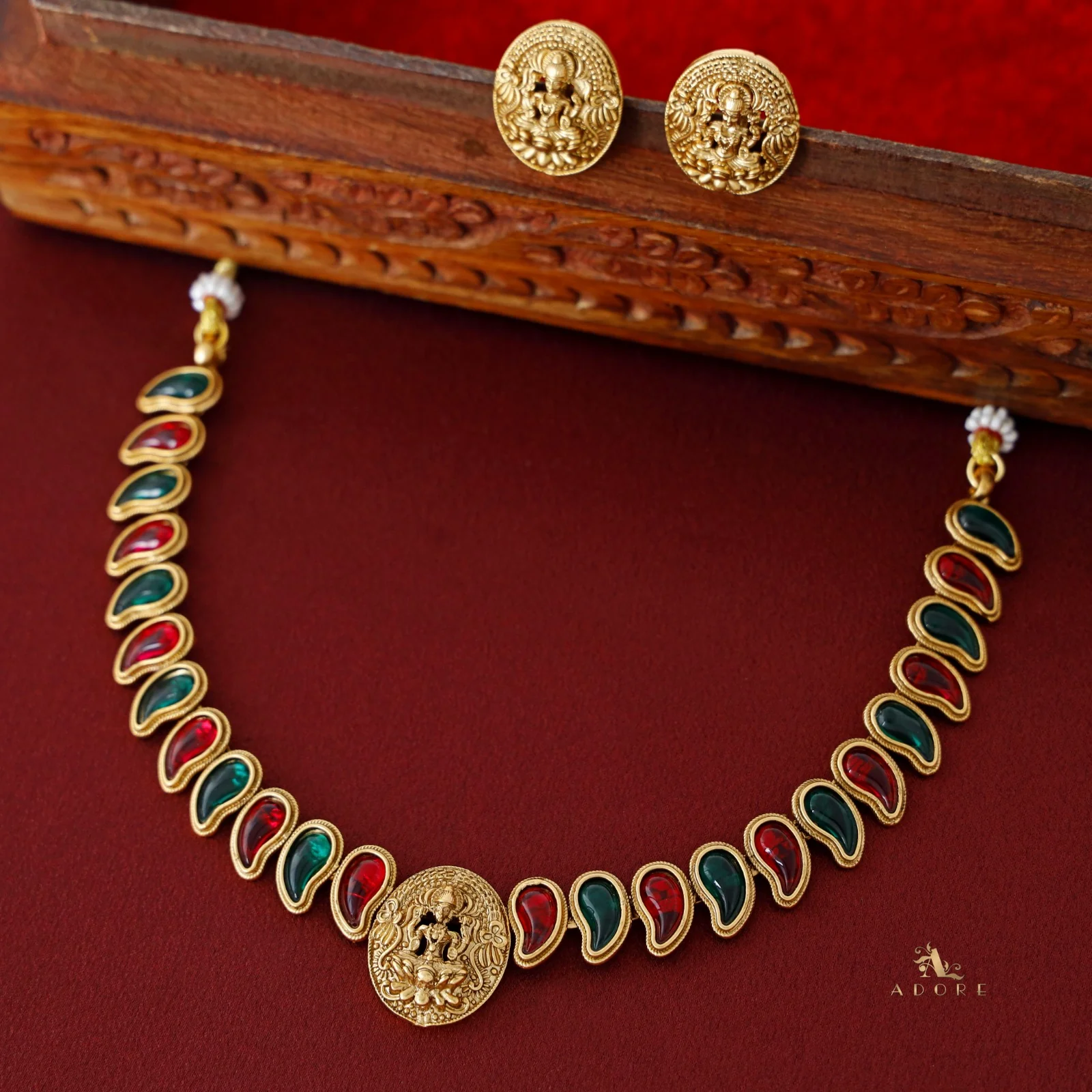 YASHASRI DEVI SHORT NECKPIECE WITH EARRING - Image 6