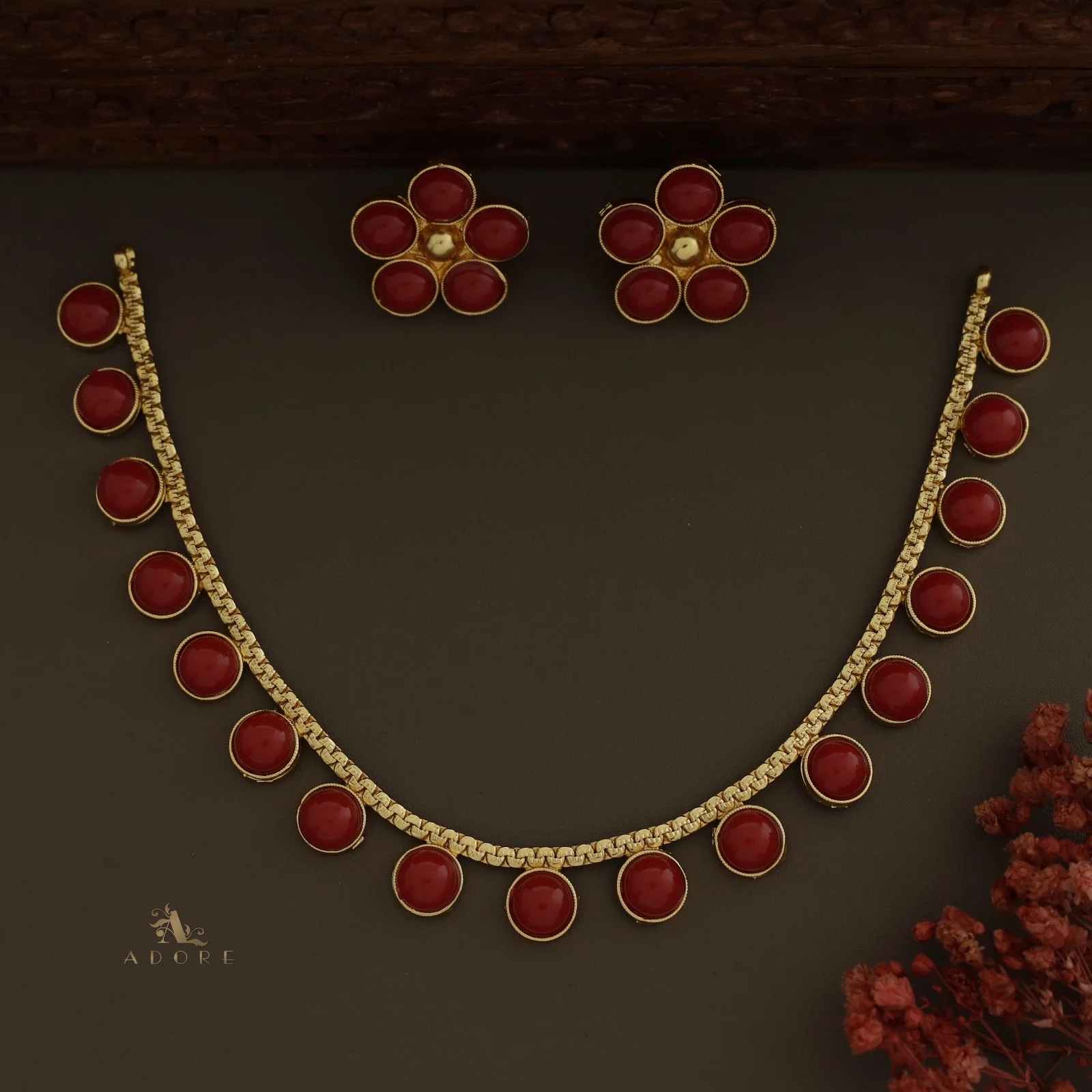 Yashi Glossy Round Neckpiece With Flower Stud (Colour Options) - Image 10