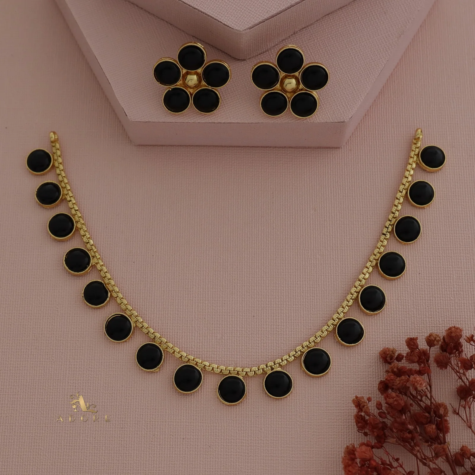 Yashi Glossy Round Neckpiece With Flower Stud (Colour Options) - Image 13