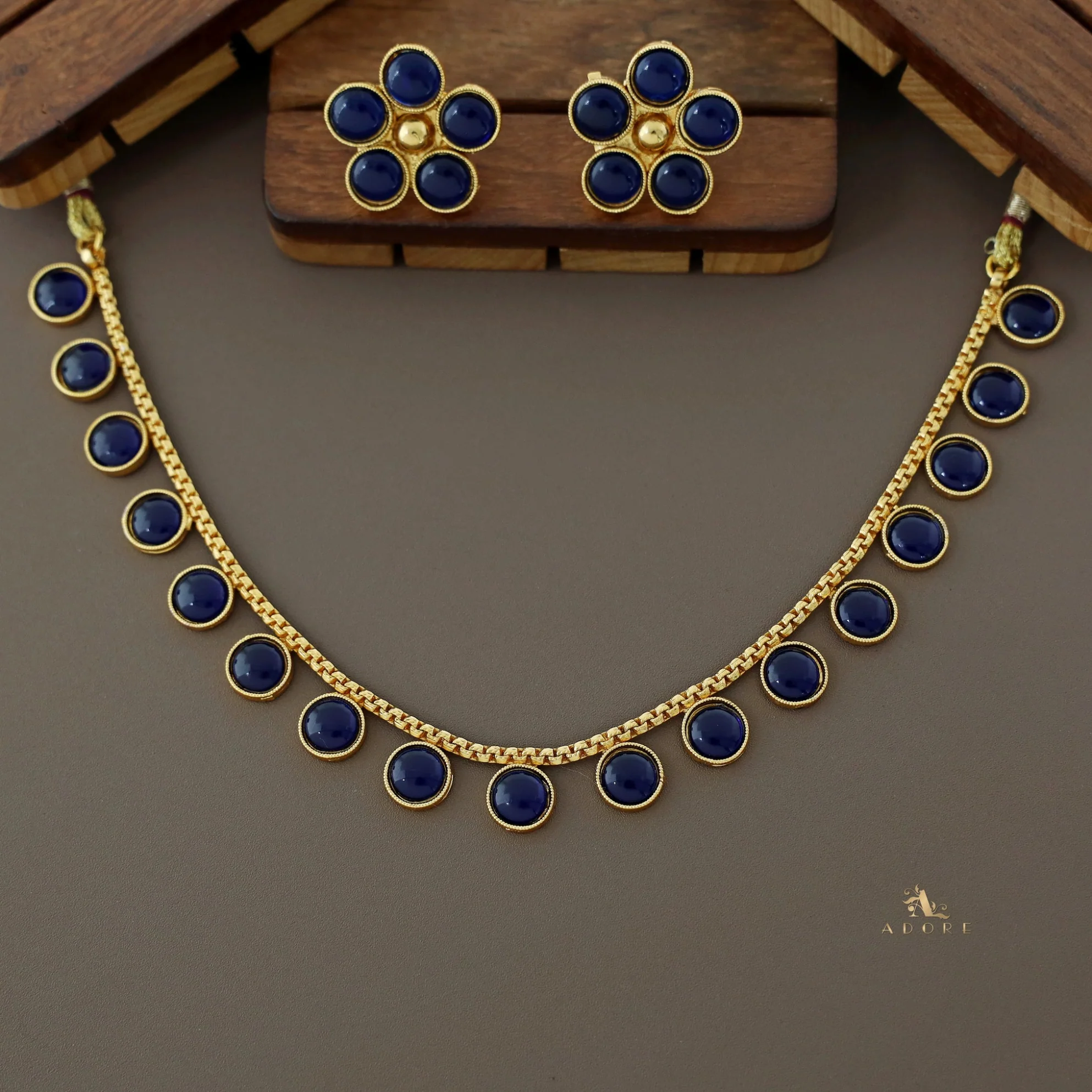 Yashi Glossy Round Neckpiece With Flower Stud (Colour Options) - Image 16