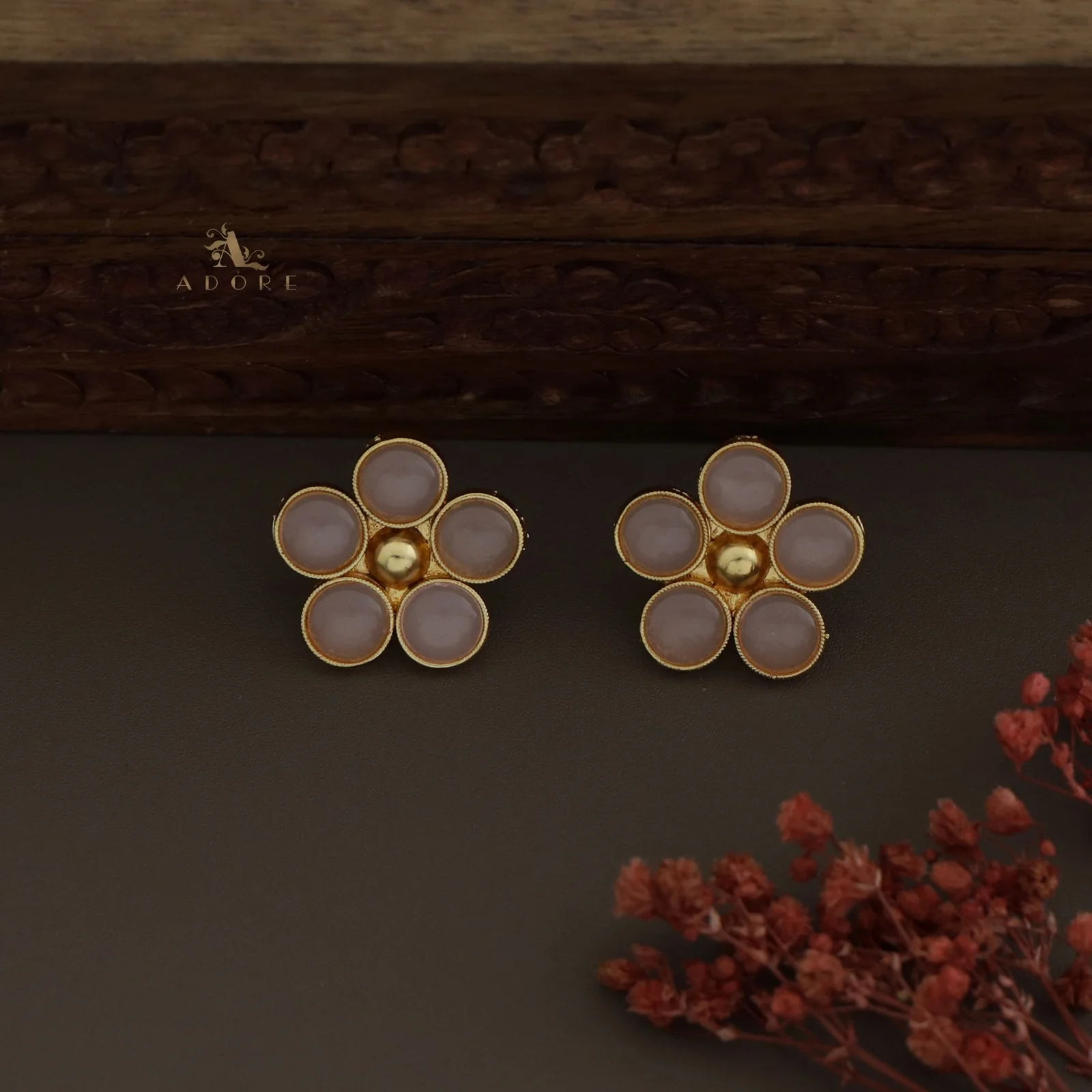 Yashi Glossy Round Neckpiece With Flower Stud (Colour Options) - Image 19