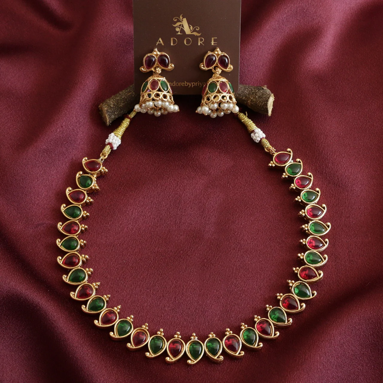 Yashwasi Neckpiece With Earring - Image 11