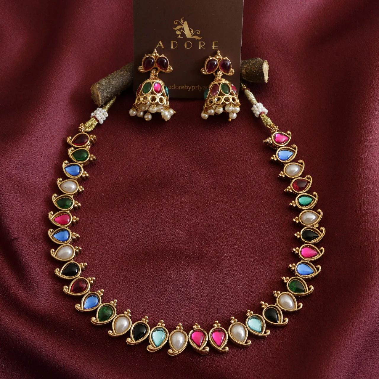 Yashwasi Neckpiece With Earring - Image 12
