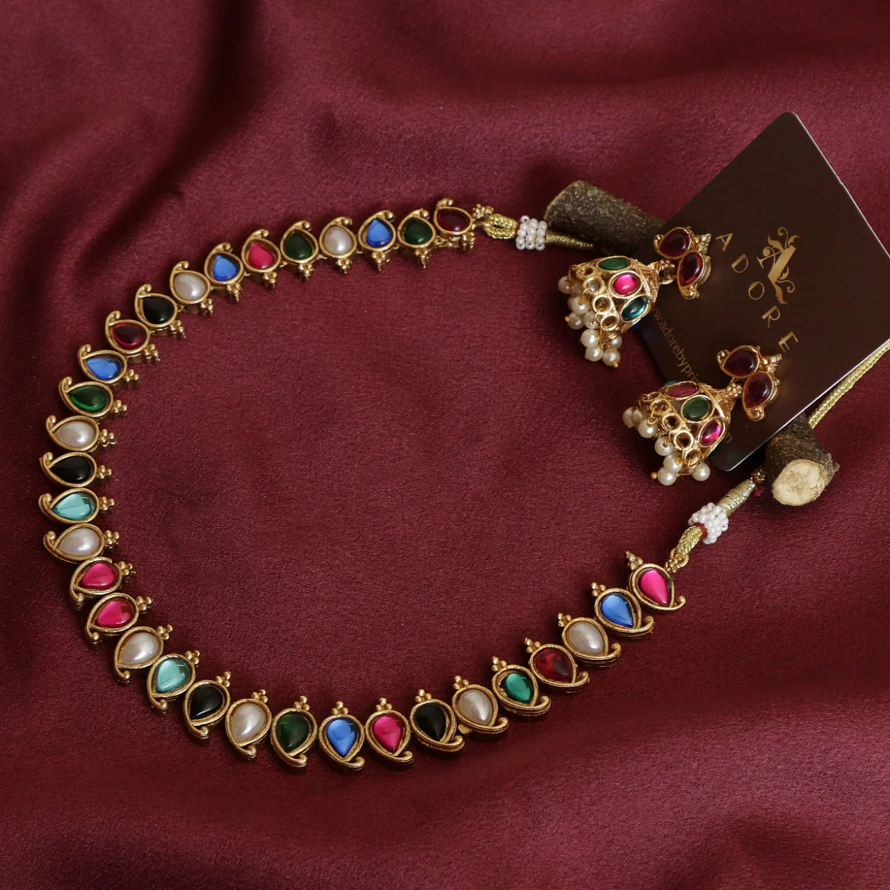 Yashwasi Neckpiece With Earring - Image 13