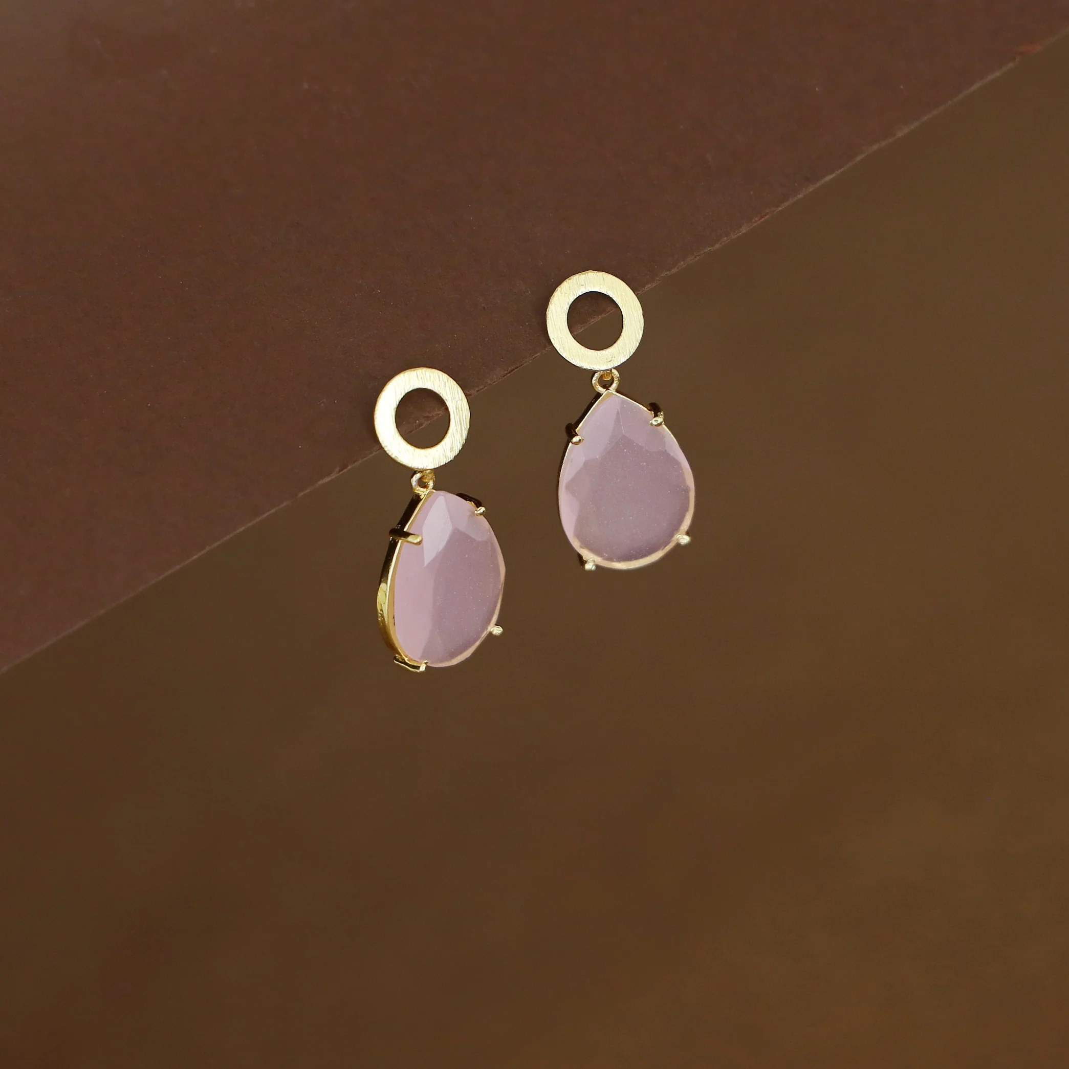 Yelisha Golden Circle Rain Drop Earring - Image 5