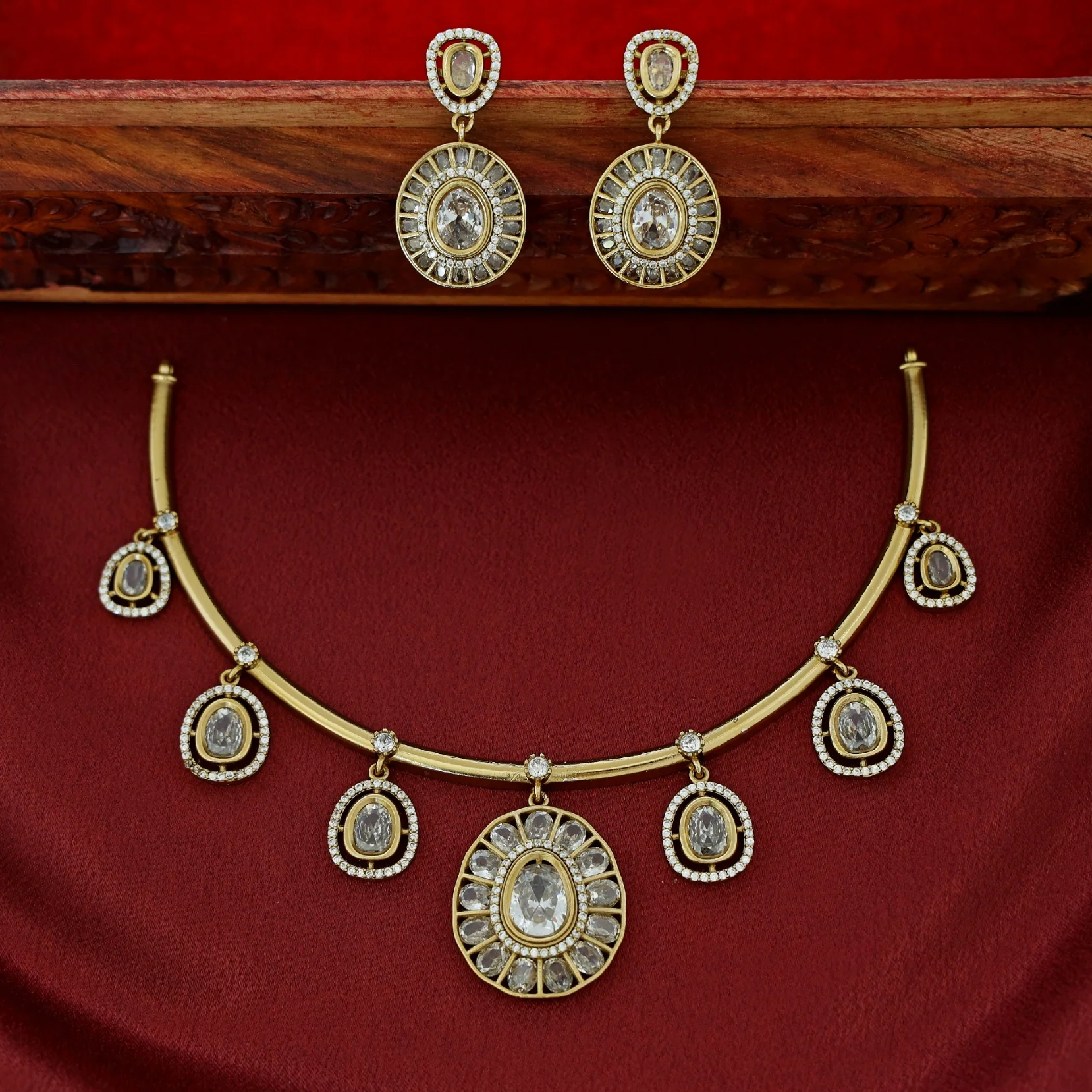 Yukha AD stone Stiff Short Neckpiece With Earring - Image 6