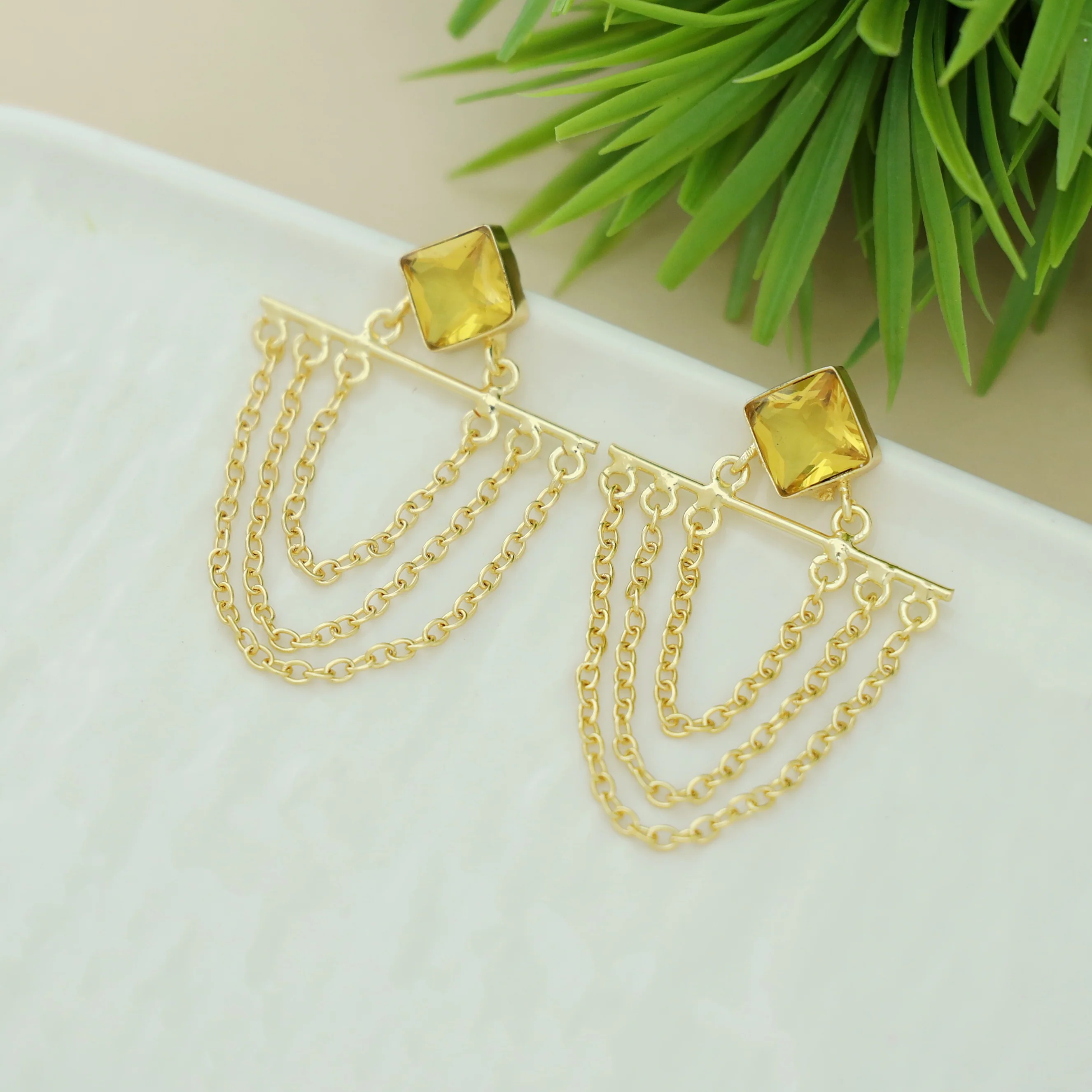 Yuza Golden 3 Layer Chain Diamond Glossy Stone Earring - Image 5