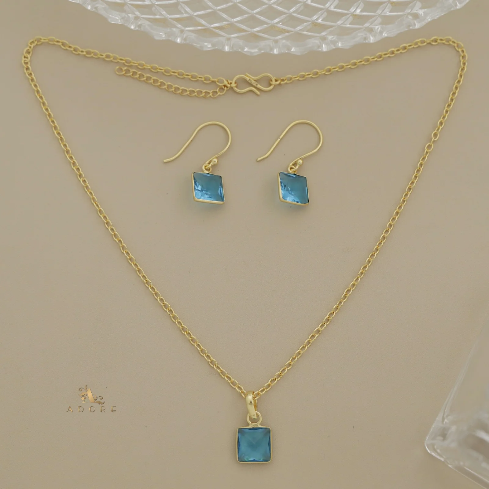 Zansi Glossy Square Drop Neckpiece With Drop - Image 12