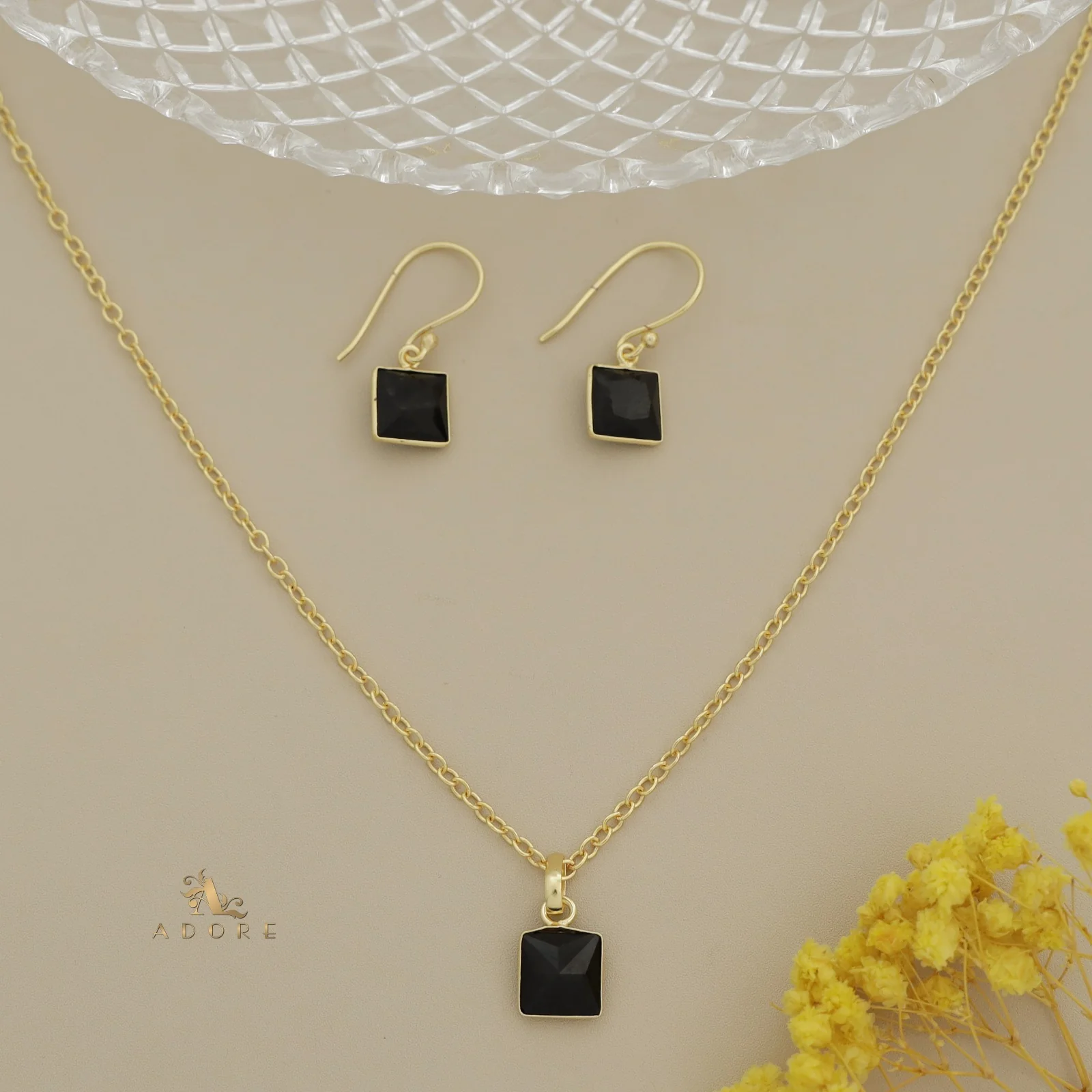Zansi Glossy Square Drop Neckpiece With Drop - Image 8
