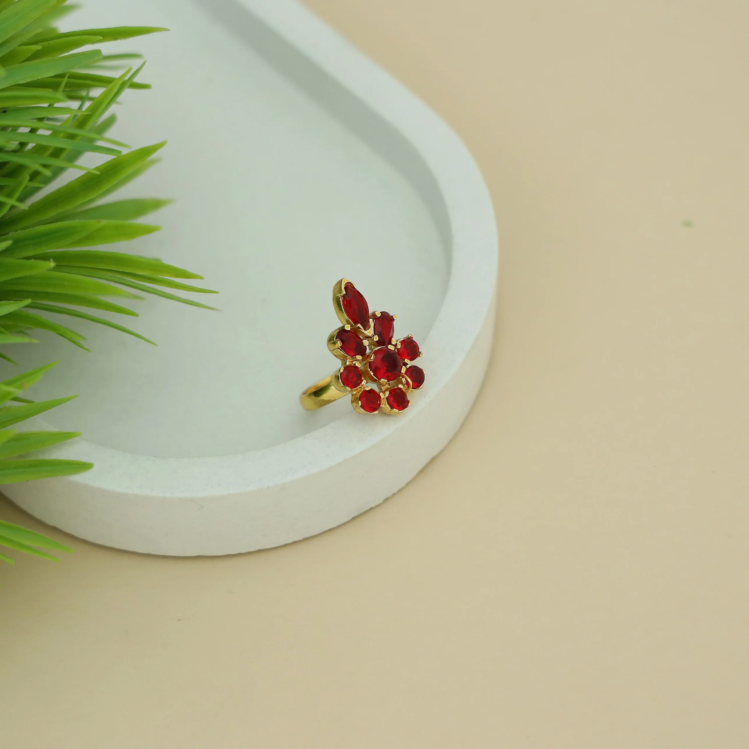 Zara Golden Flower Glossy Stone Ring - Image 9