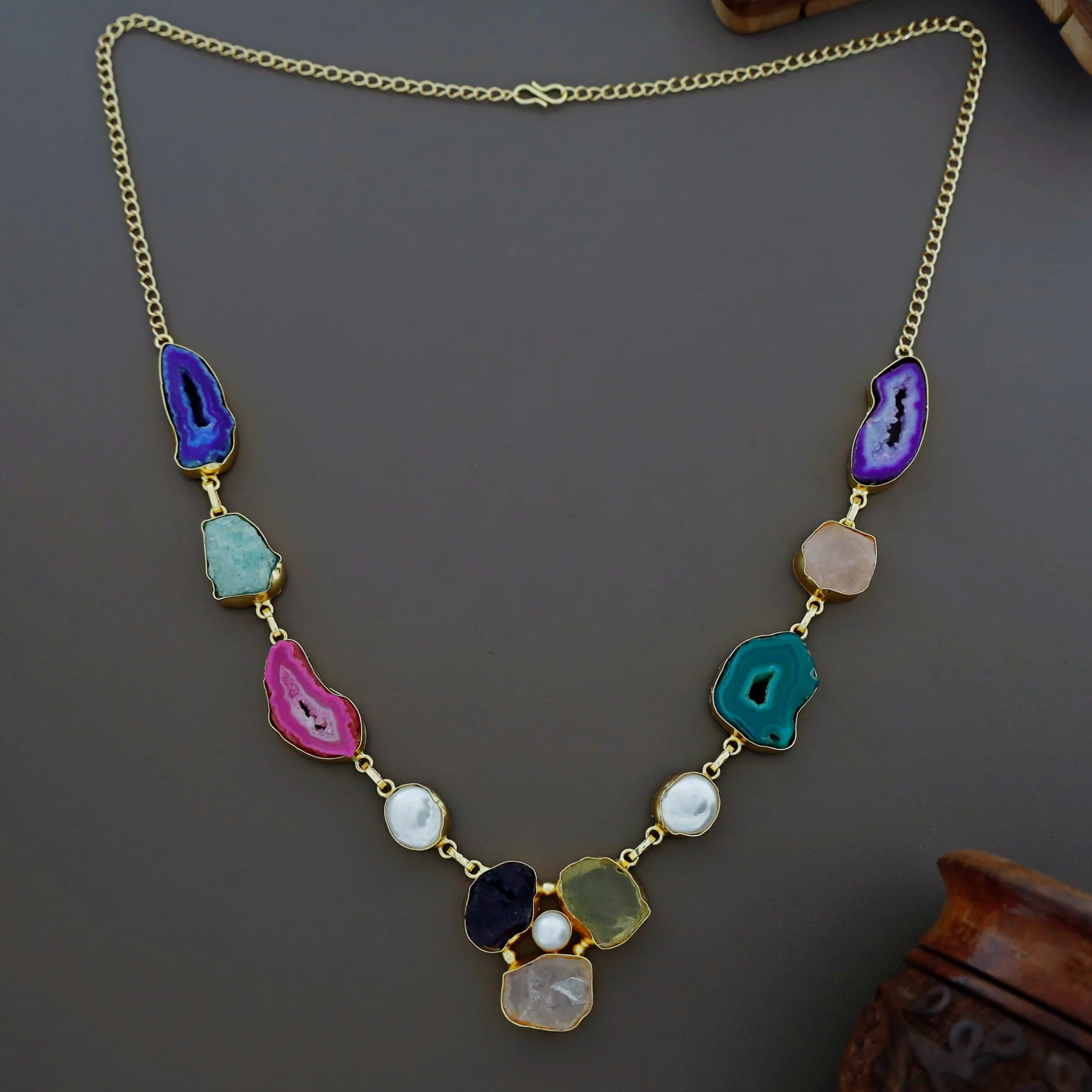 Zarela Agate + Raw Stone + Baroque Pearl Neckpiece - Image 4