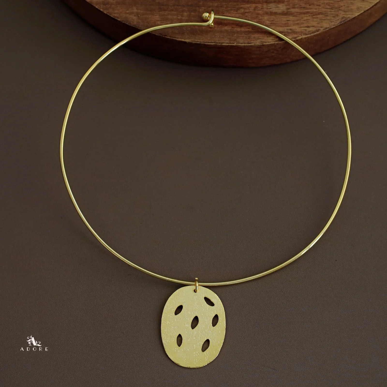 Zaria Golden Textured Oval Neck Cuff - Image 3