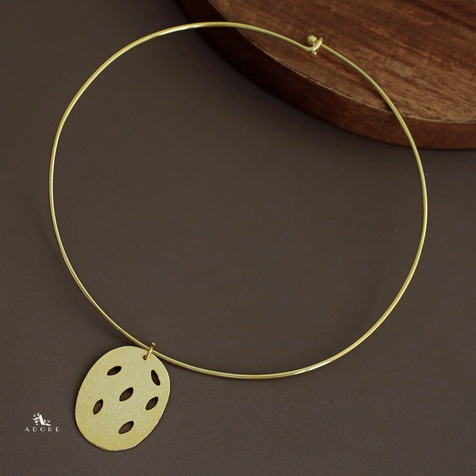 Zaria Golden Textured Oval Neck Cuff - Image 4
