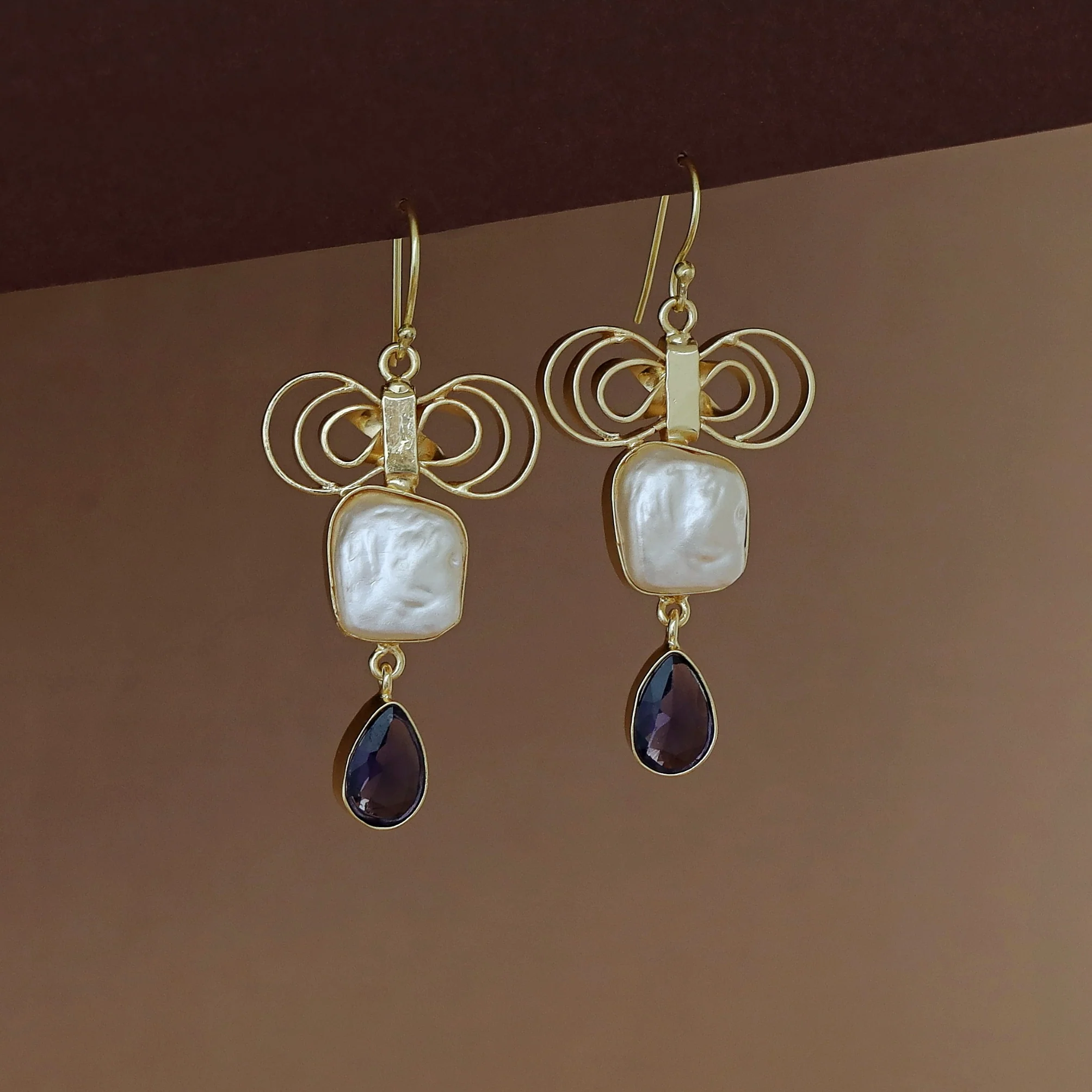 Zendaya Golden Baw Baroque Glossy Drop - Image 6