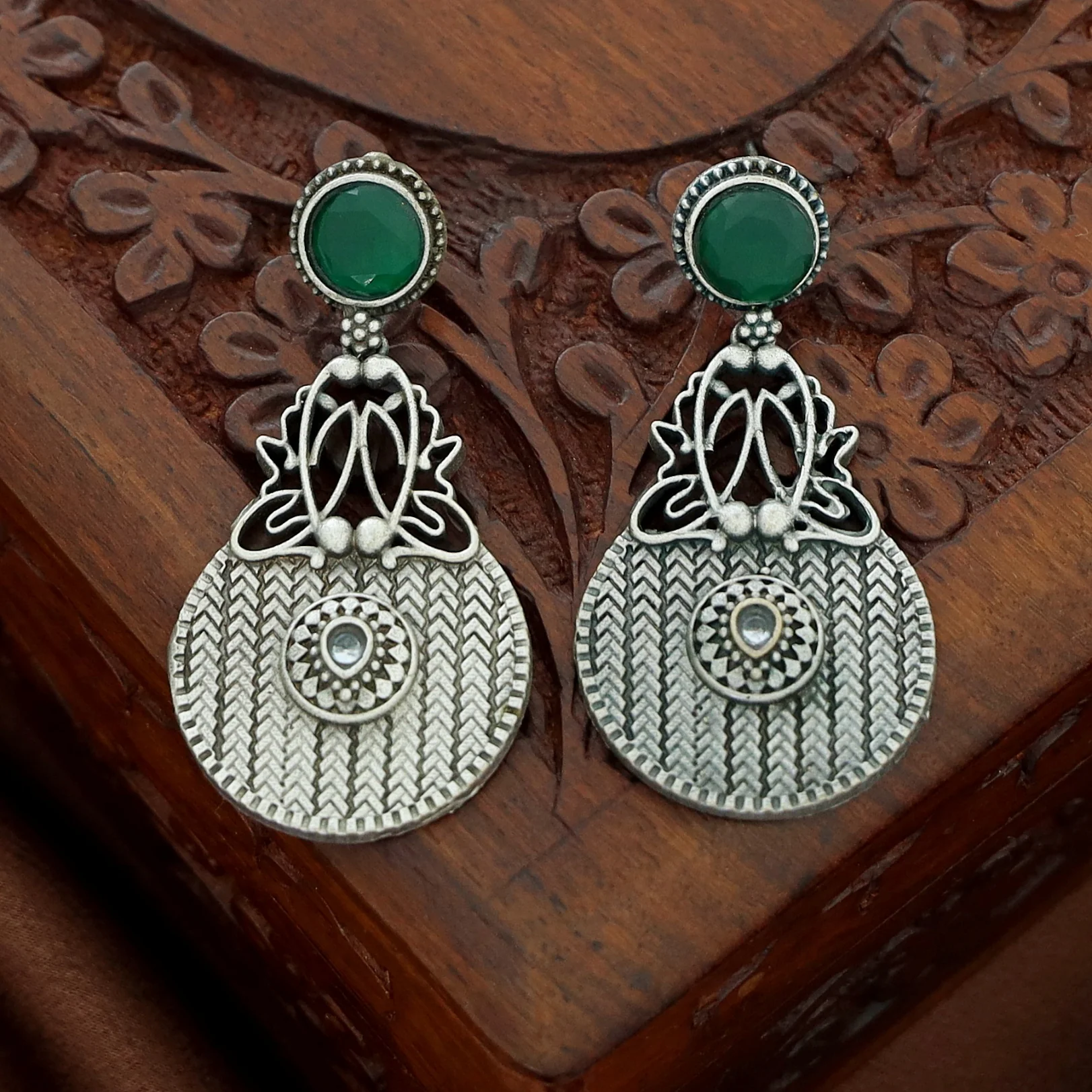 Zillah Glossy Antique Circle Earring - Image 2