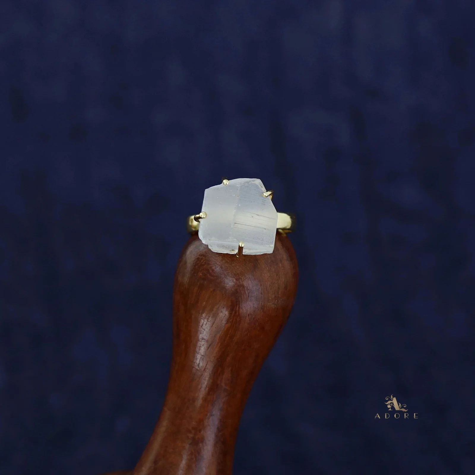 Zivara Raw Stone Claw Ring - Image 3