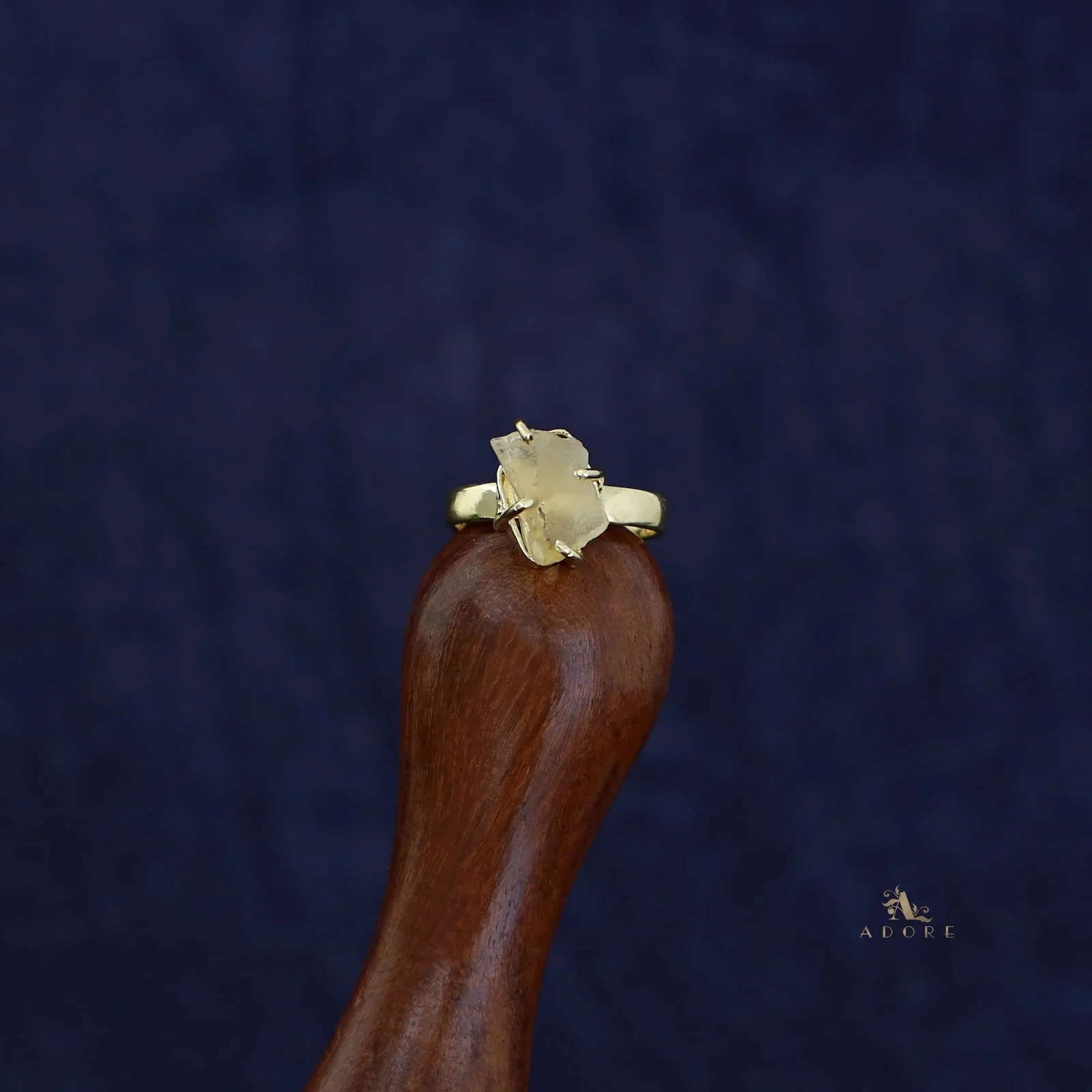 Zivara Raw Stone Claw Ring - Image 4