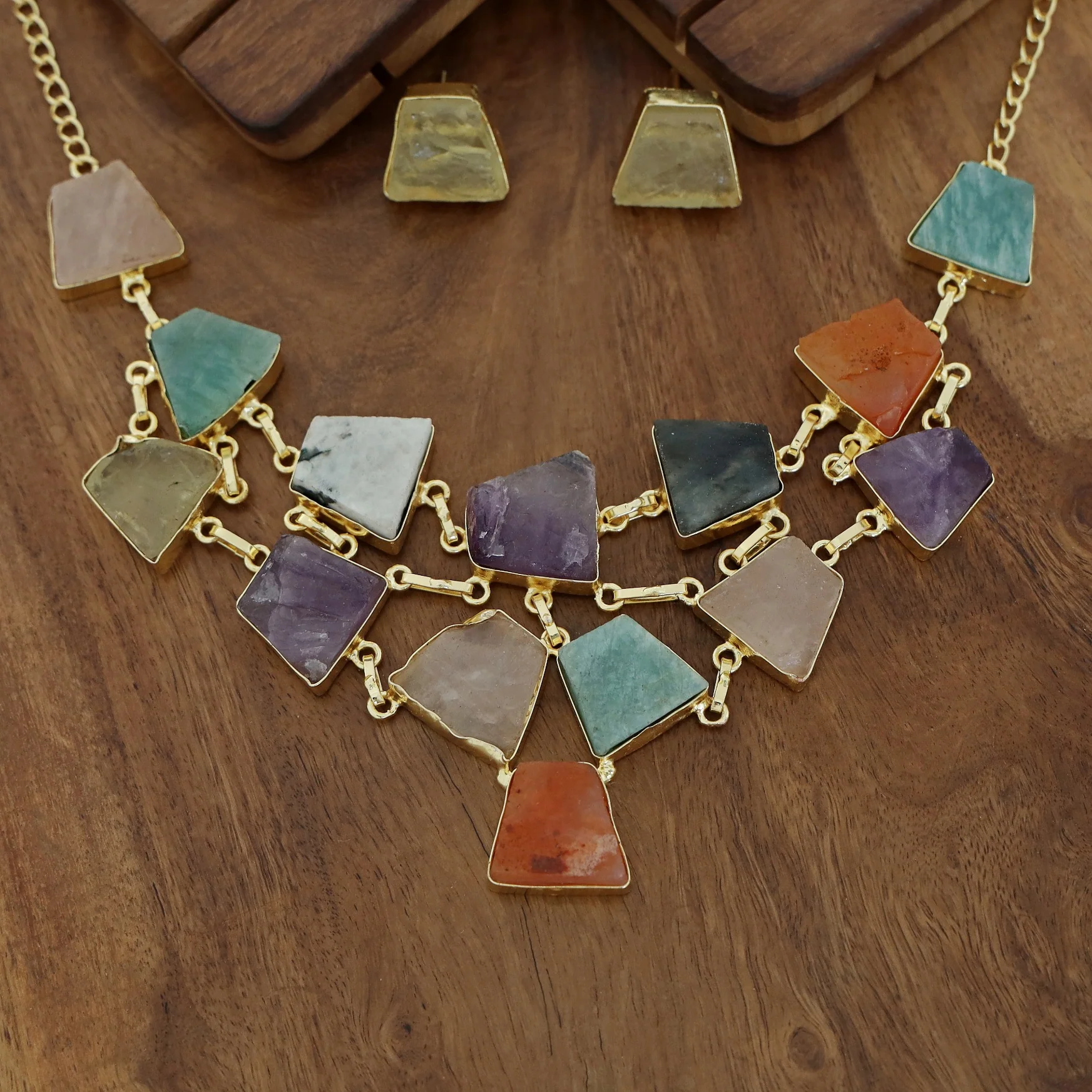Ziya Raw Stone Neckpiece With Stud - Image 15