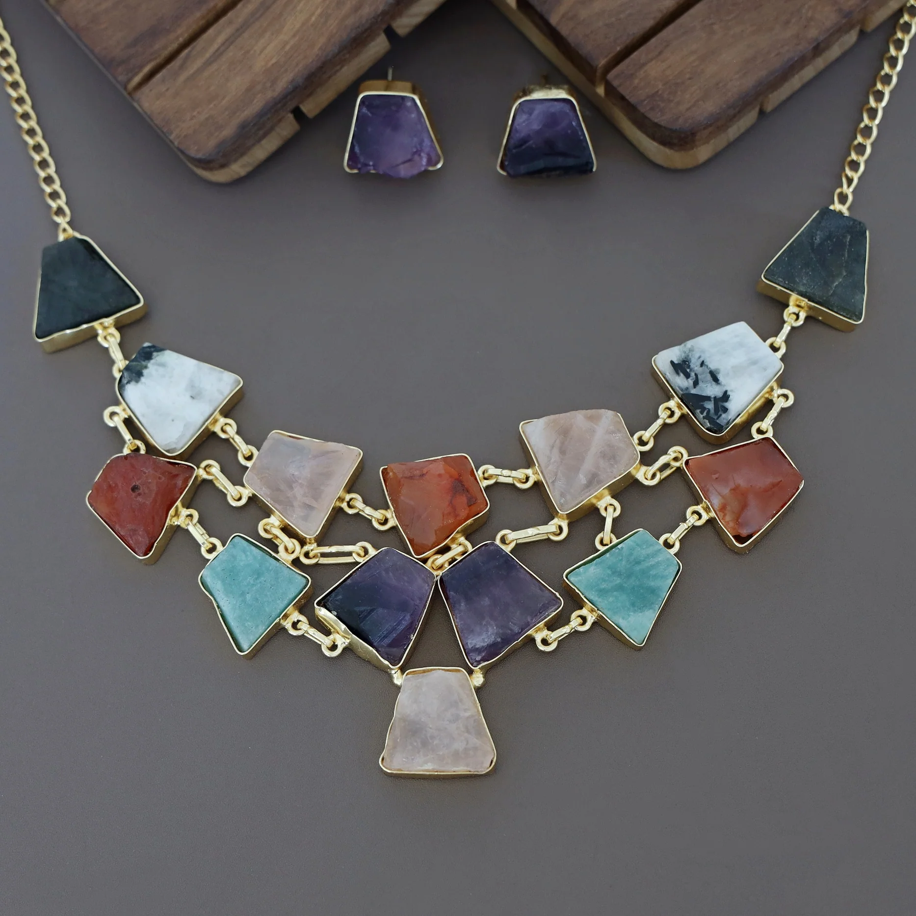 Ziya Raw Stone Neckpiece With Stud - Image 17