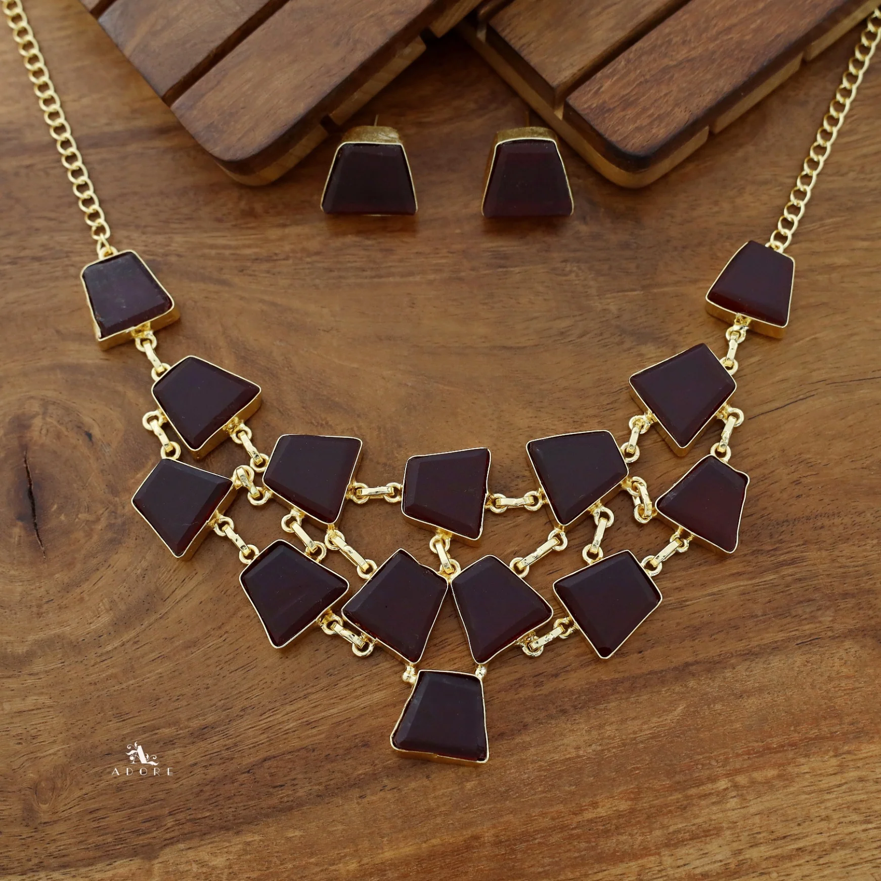 Ziya Raw Stone Neckpiece With Stud - Image 2
