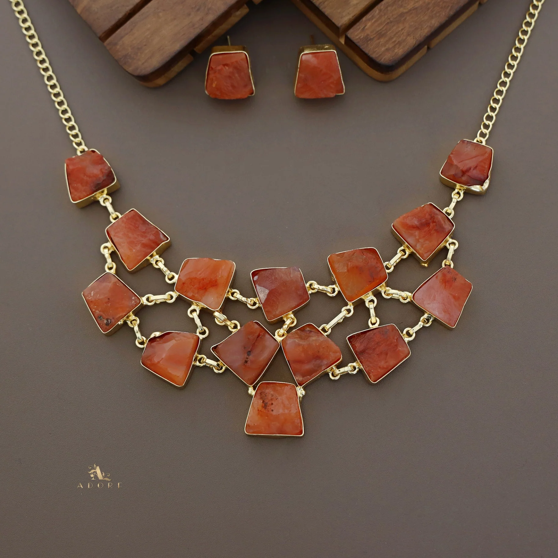 Ziya Raw Stone Neckpiece With Stud - Image 6