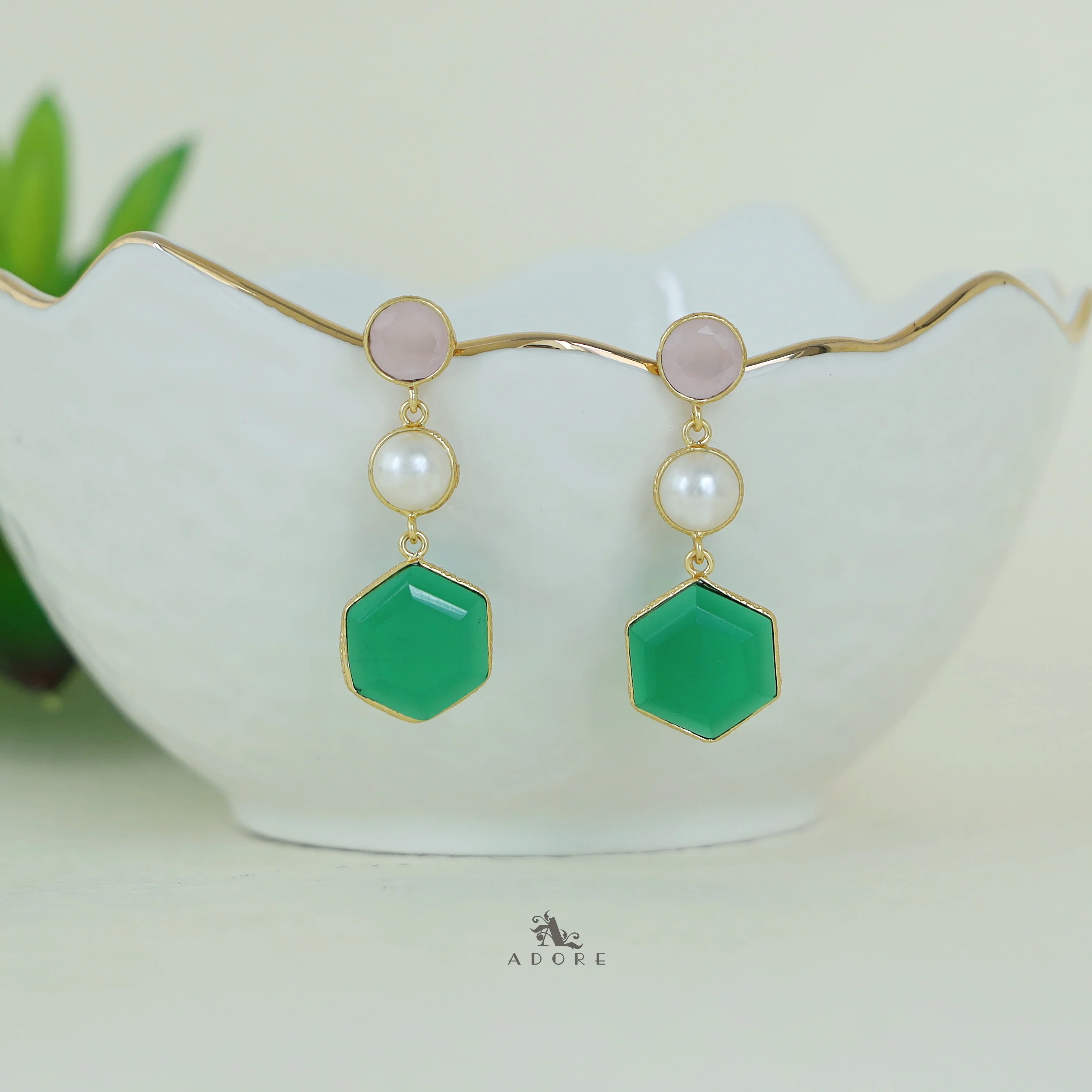 Zrika Glossy Circle + Hexagon Pearl Earring - Image 2