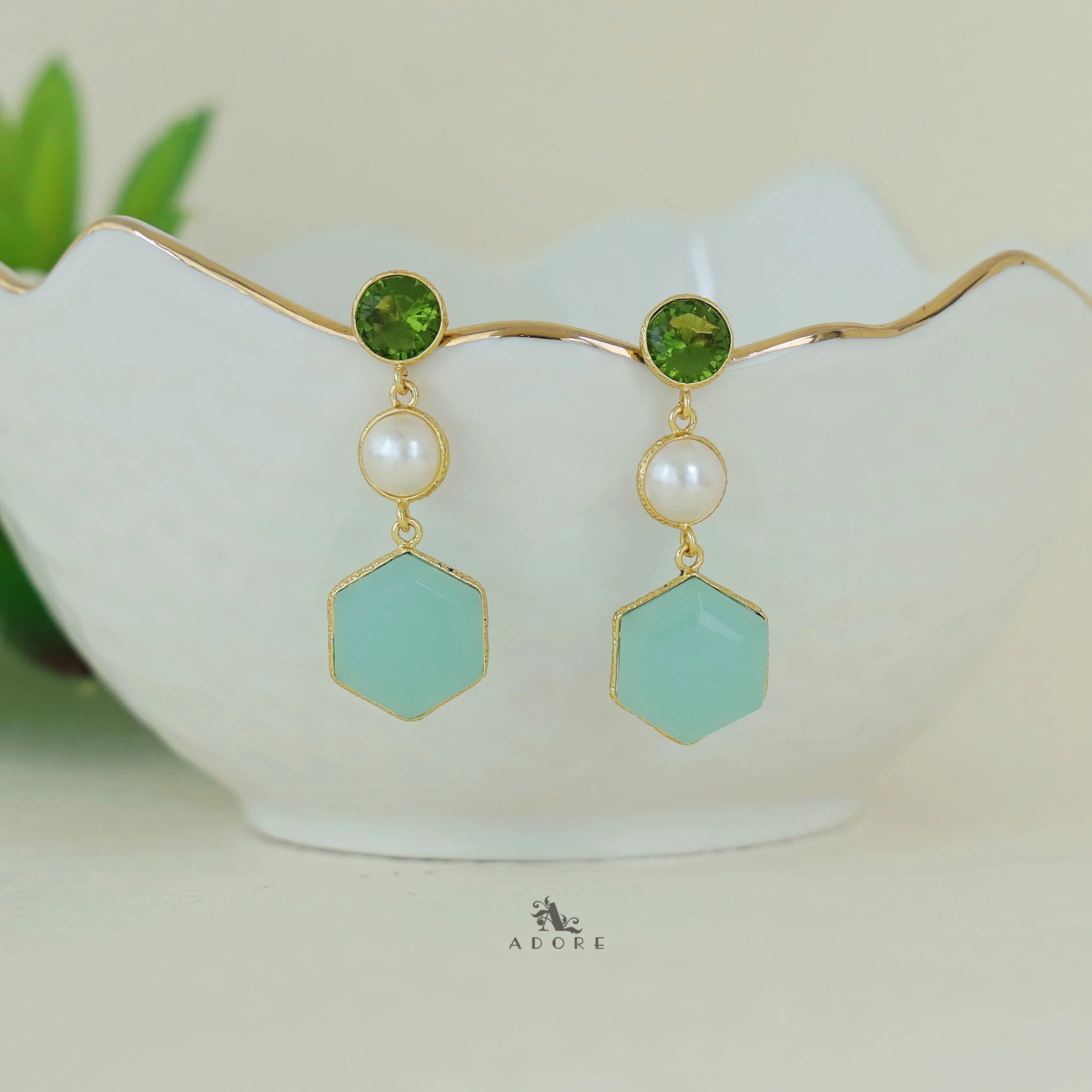 Zrika Glossy Circle + Hexagon Pearl Earring - Image 4