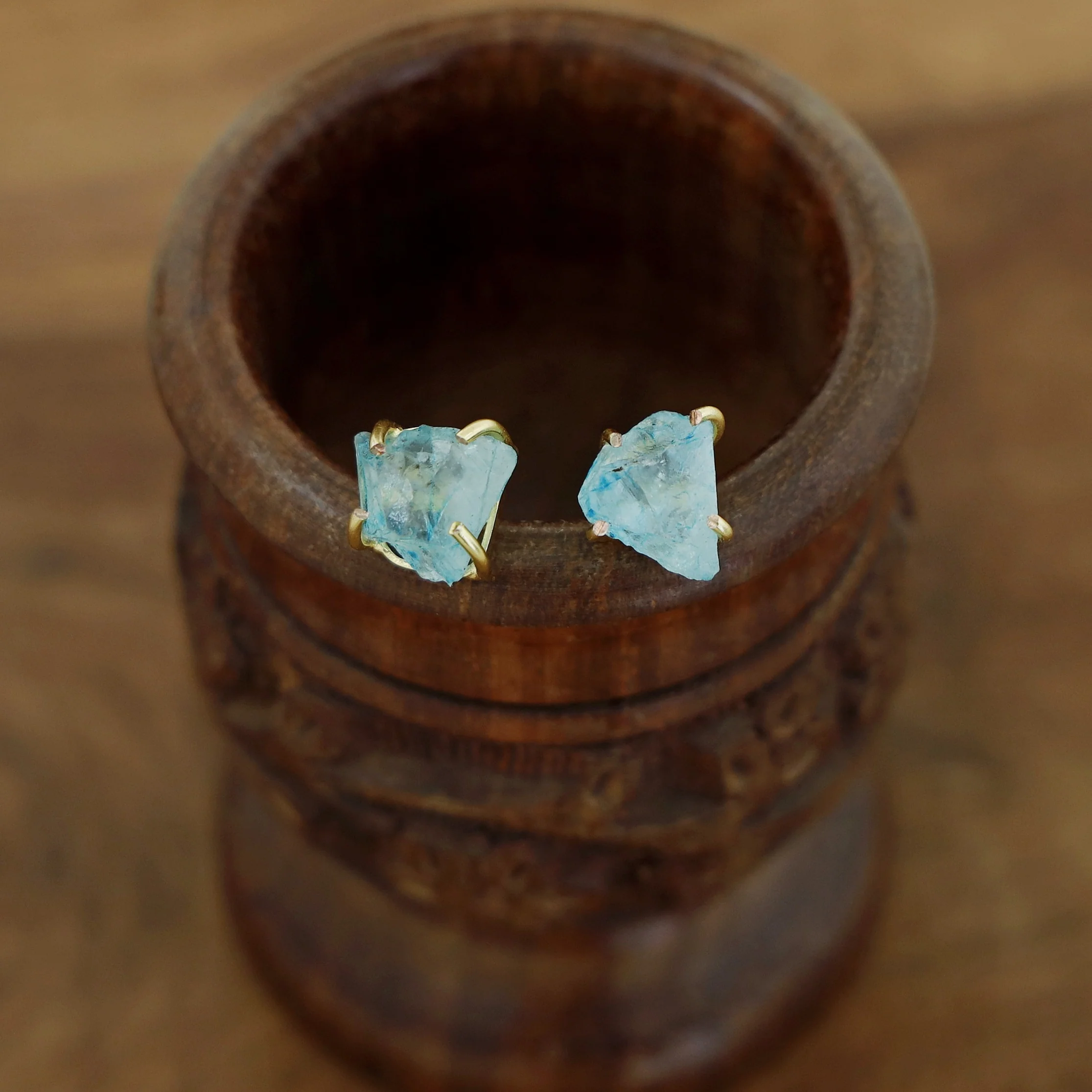 Zuma Raw Stone Stud - Image 65