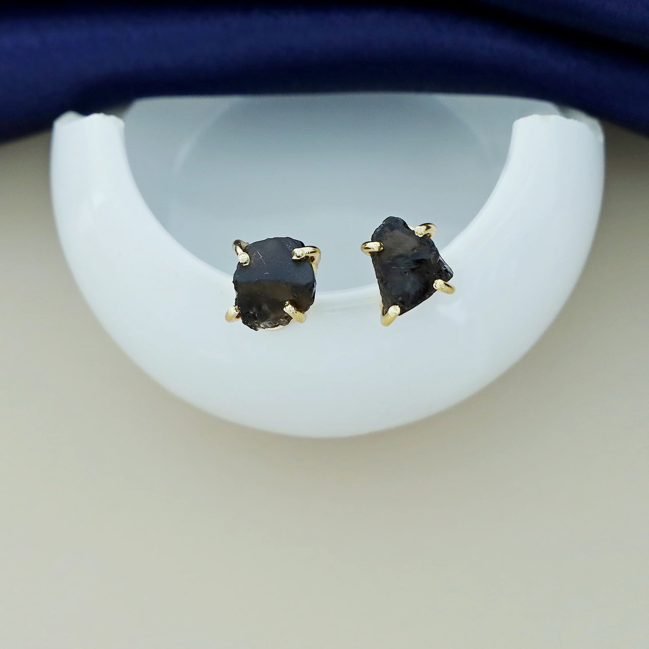 Zuma Raw Stone Stud - Image 70