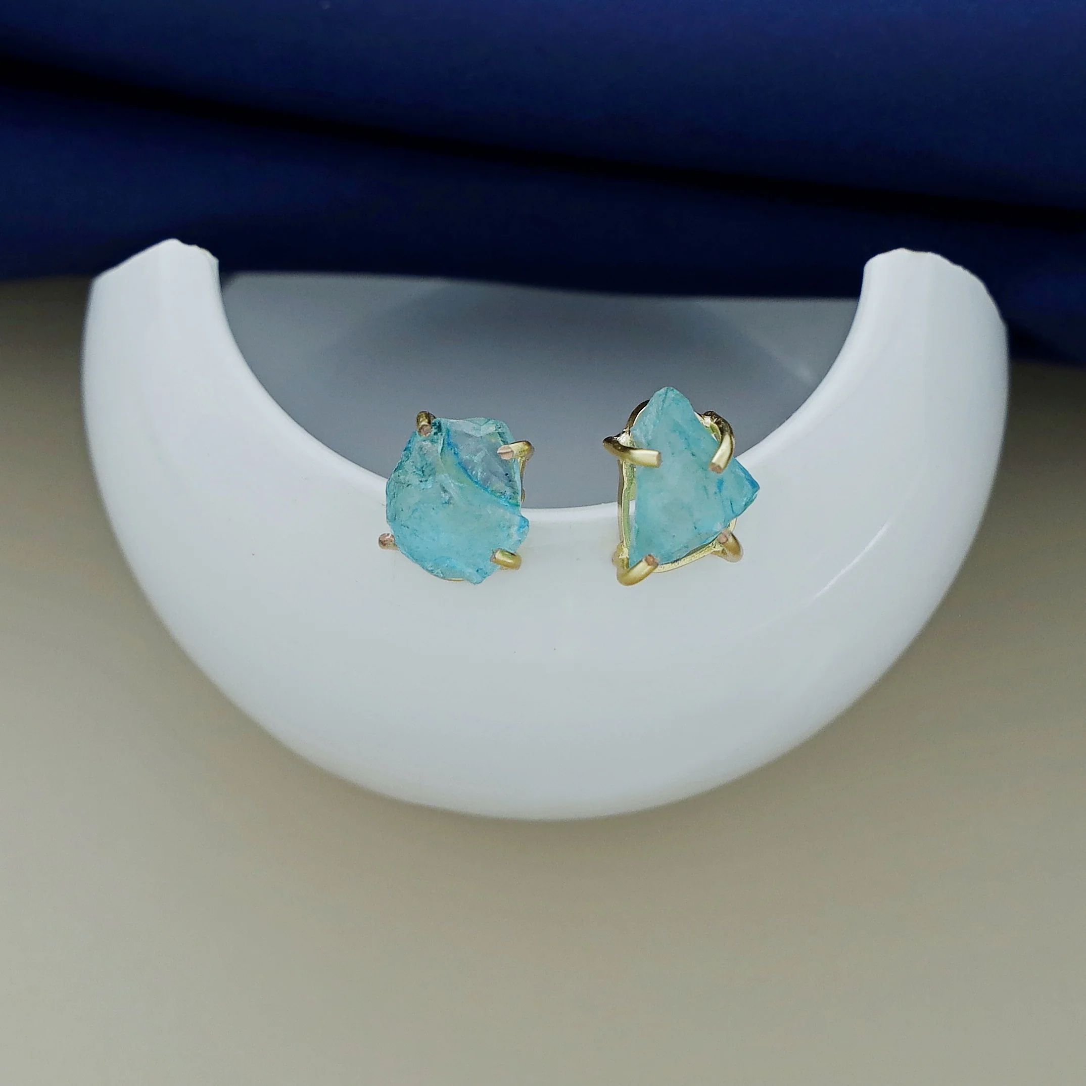 Zuma Raw Stone Stud - Image 75