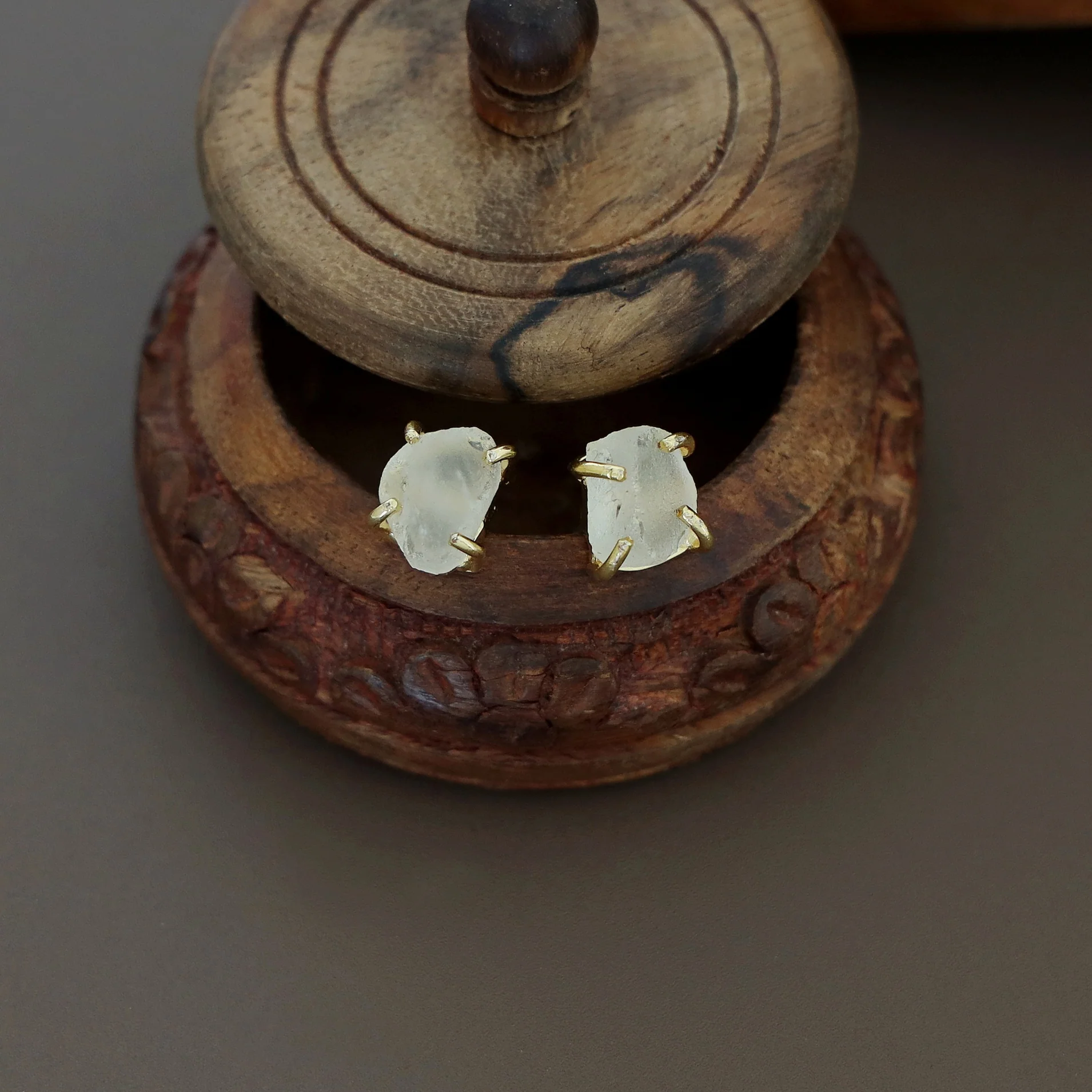 Zuma Raw Stone Stud - Image 76