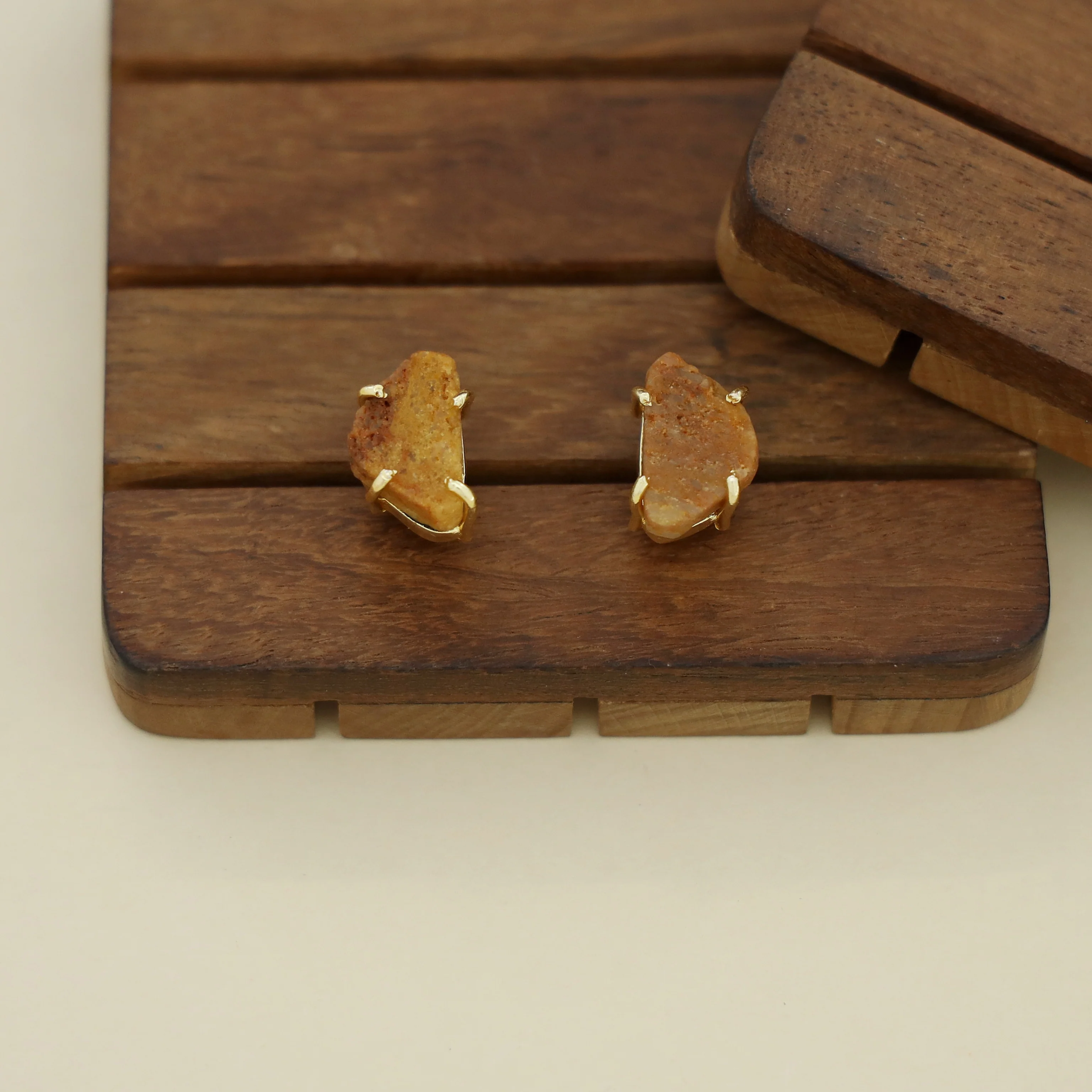 Zuma Raw Stone Stud - Image 83