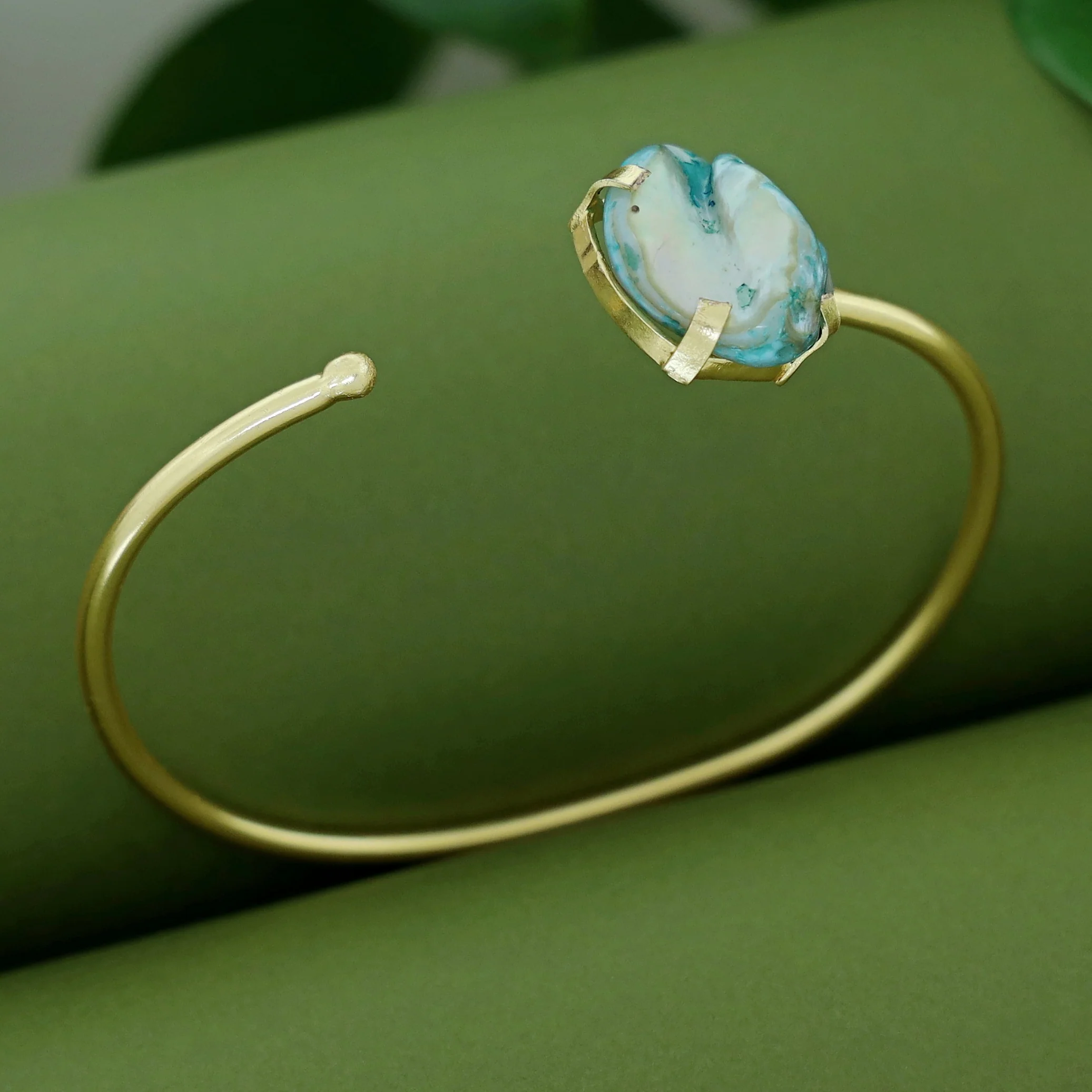 Zunaira Real Baroque Bangle - Image 5